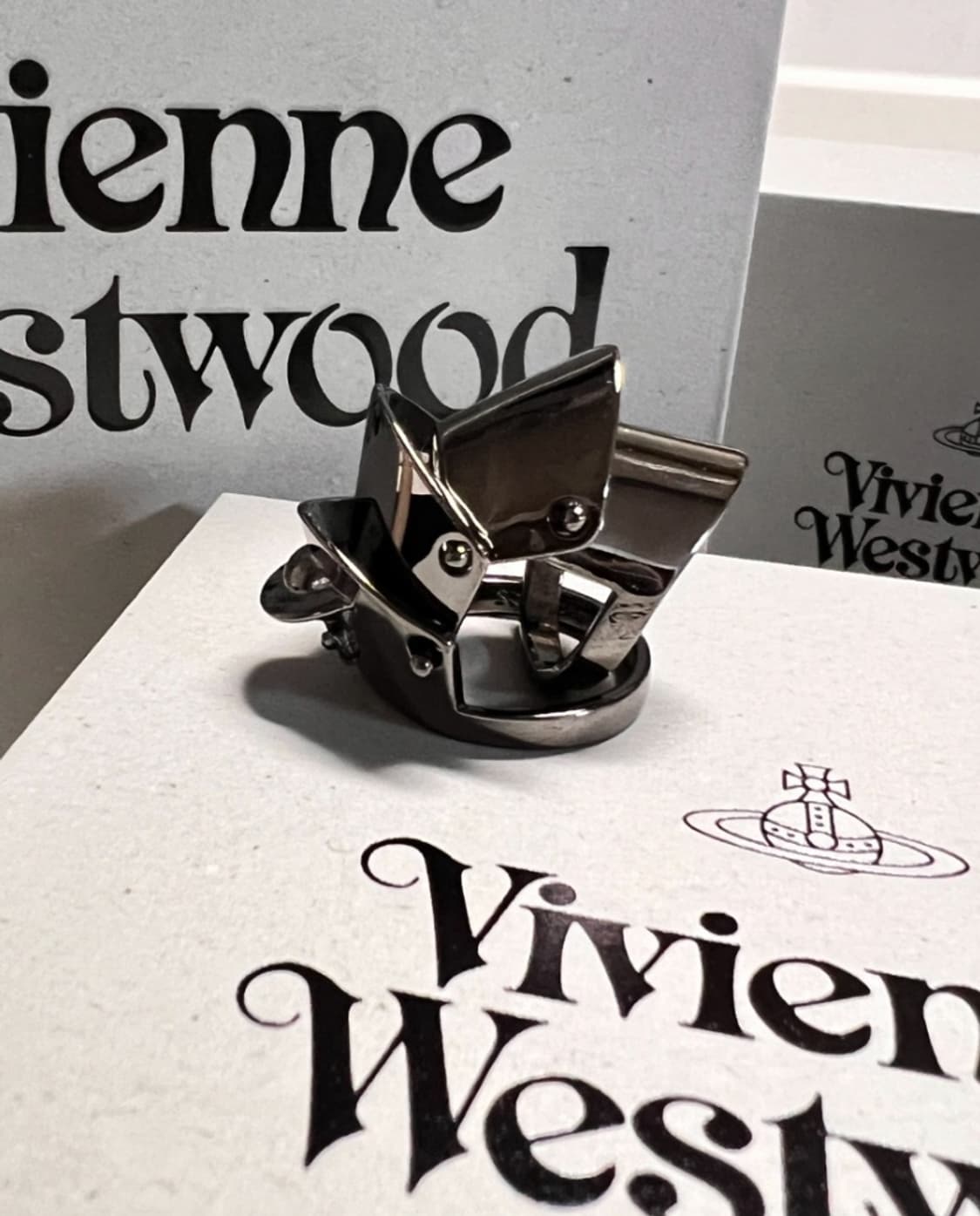 비비안웨스트우드 orb 실버 너클링 반지 상품이미지1