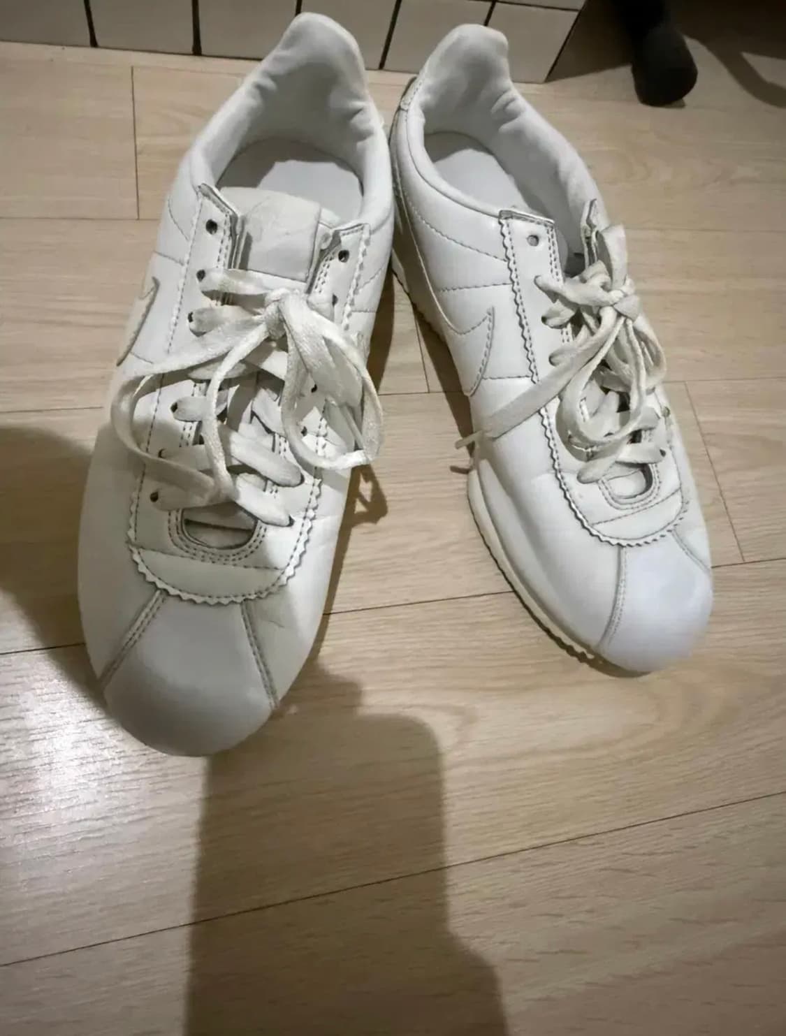 나이키 클래식 코르테즈 레더 올흰 250 상품이미지8