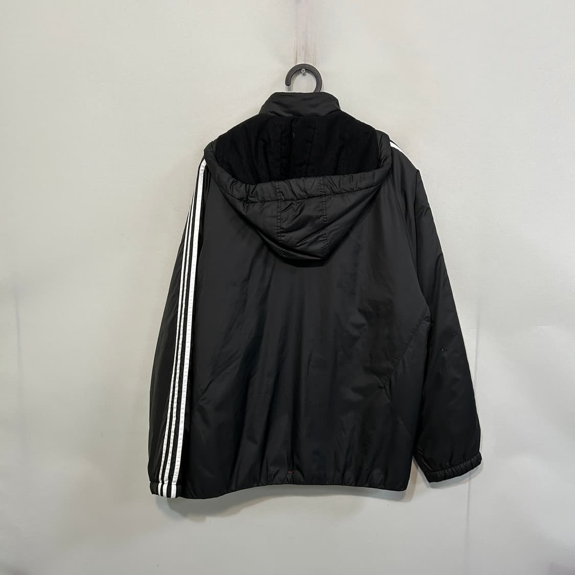 아디다스 남성 누빔 패딩 100 상품이미지3