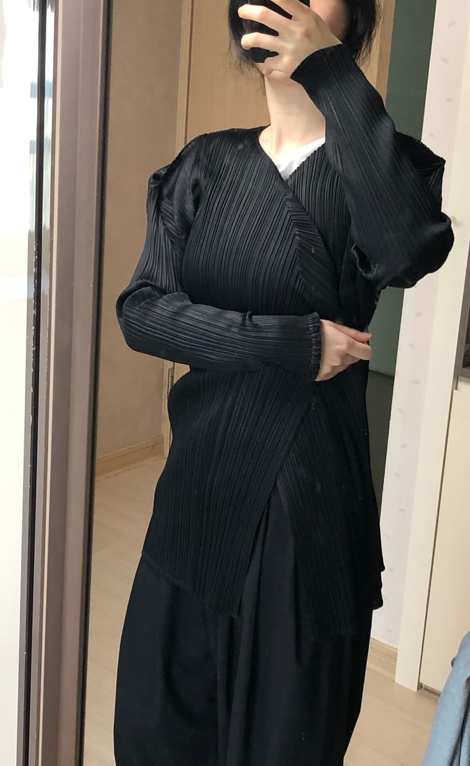 pleats please 플리츠플리즈 검정 노버튼 퍼프 롱 가디건 상품이미지3