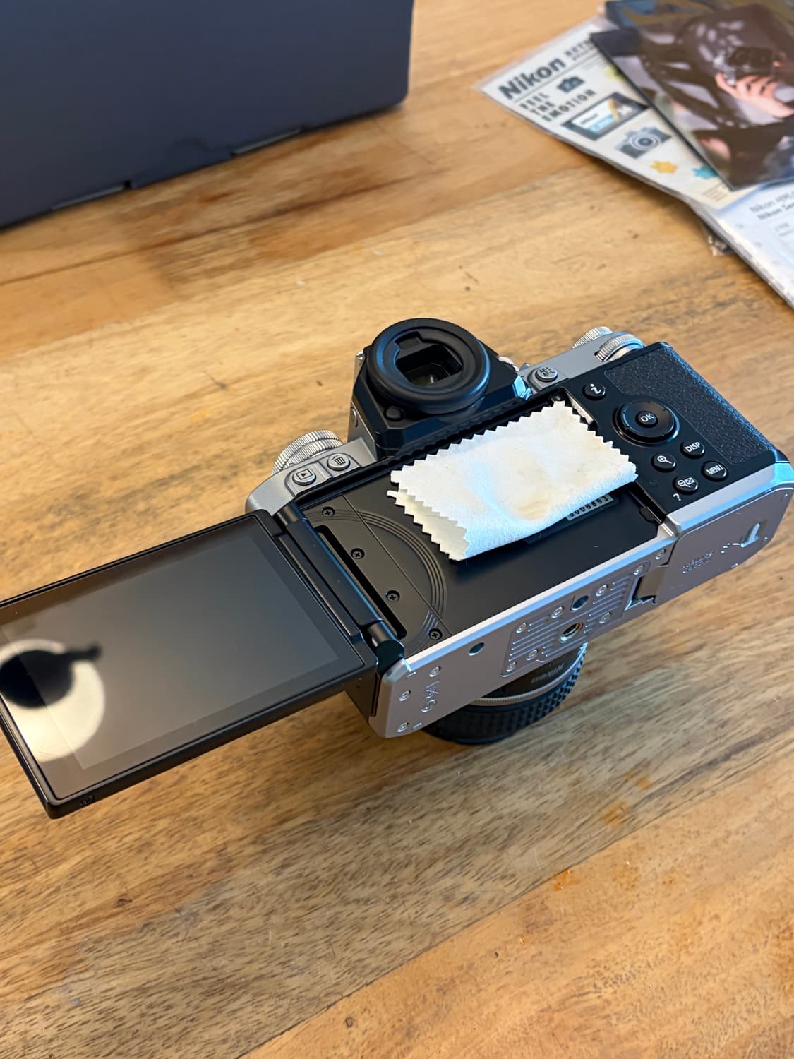 니콘 Zf 40mm 렌즈킷 풀박스 상품이미지3