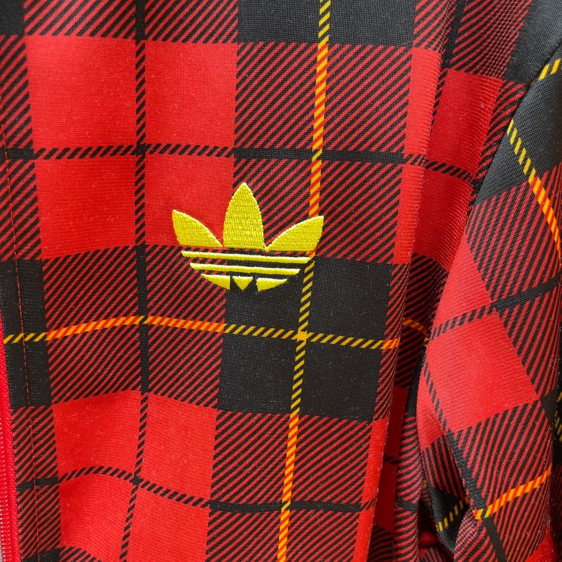 아디다스 파이어버드 타탄체크 트랙탑 상품이미지3