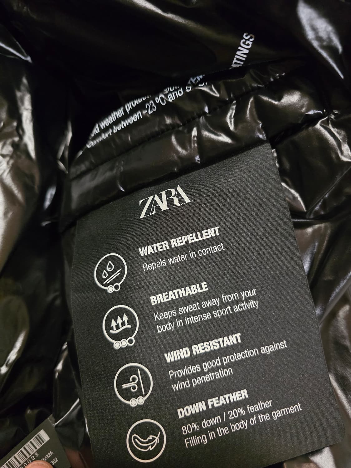 자라 25FW 유광 깃털 워터프루프 패딩 블랙 M 상품이미지7