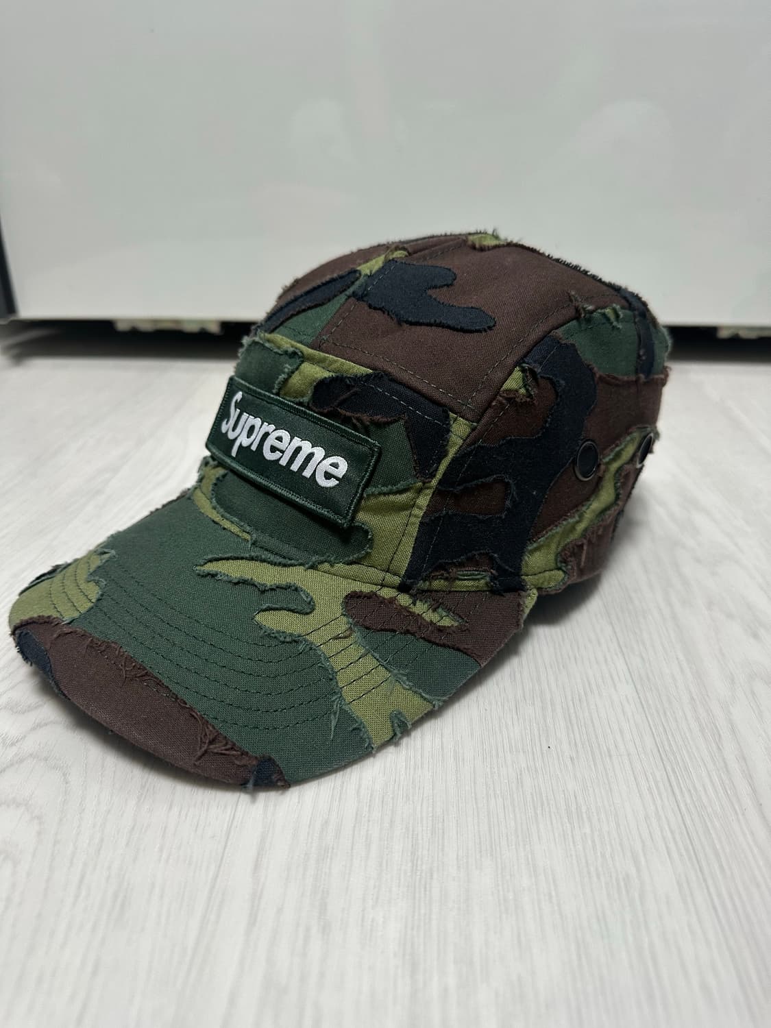 슈프림 레이어드 카모 캠프캡 우드랜드 카모 – 25SS 상품이미지2