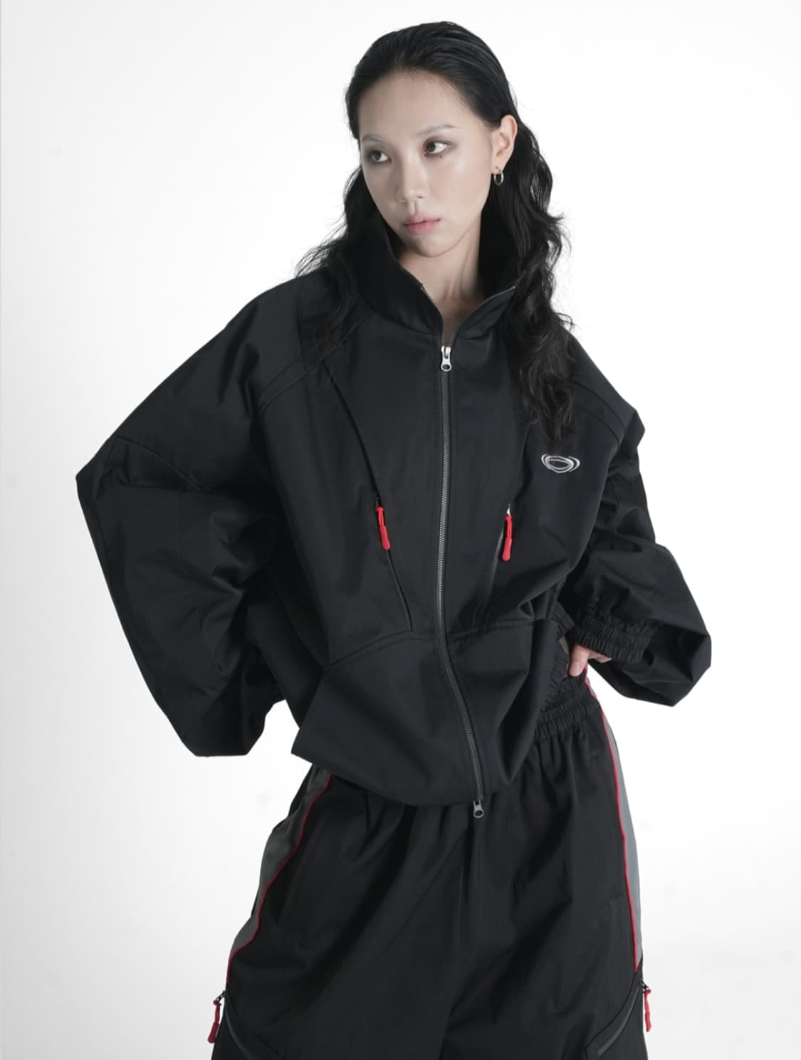 INTERVAL SHELL TRACK JACKET BK 상품이미지4