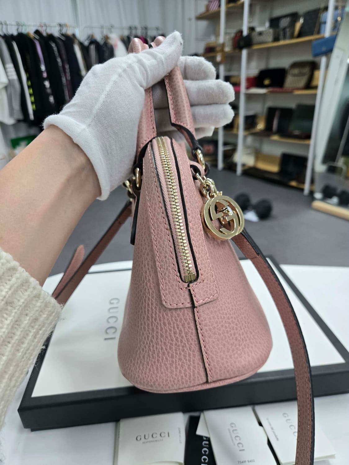 [50%할인] 구찌 인터로킹 돔 숄더백 상품이미지3