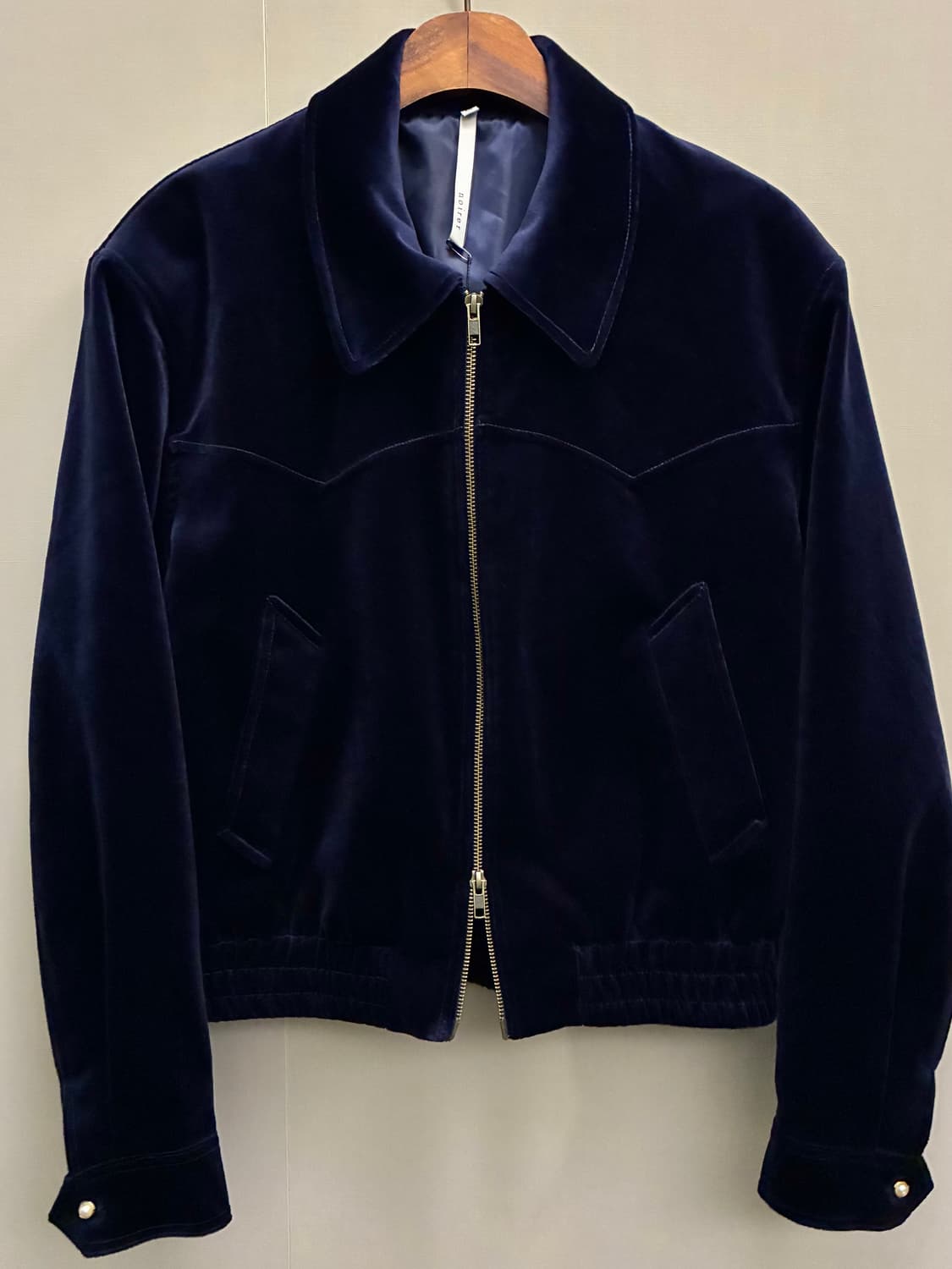 (50/105)Noirer 노이어 벨벳 웨스턴 크롭자켓 네이비 상품이미지1