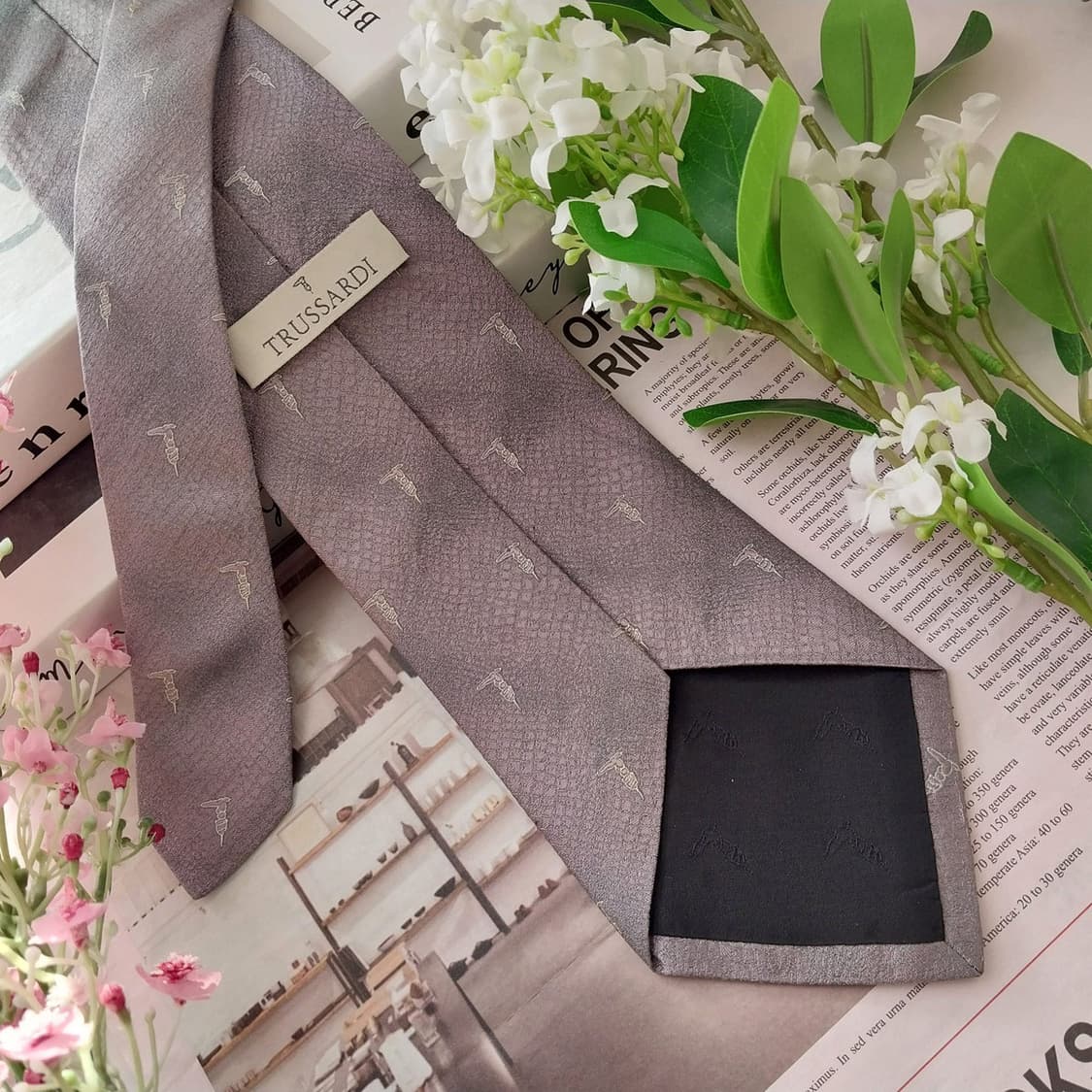 트루사르디 실크 자카드 로고 넥타이 9.3cm A+등급 K1649
 상품이미지4