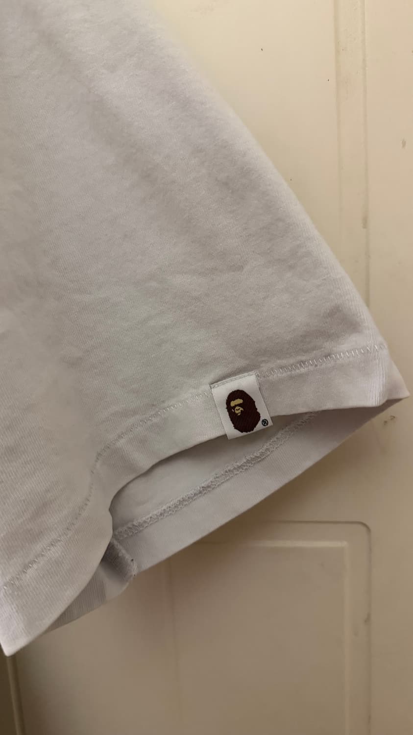 베이프 원포인트 스몰로고 반팔 티셔츠 화이트 상품이미지3