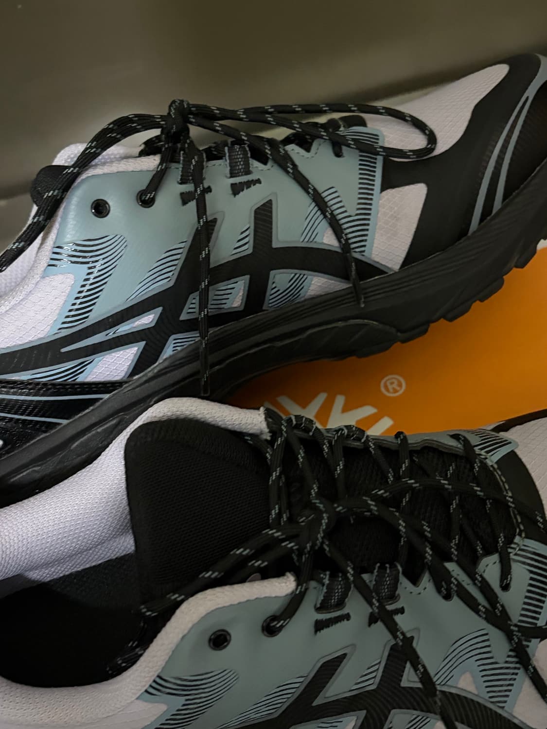 아식스 젤터레인 페이디드 애쉬 락 블랙 270 상품이미지6