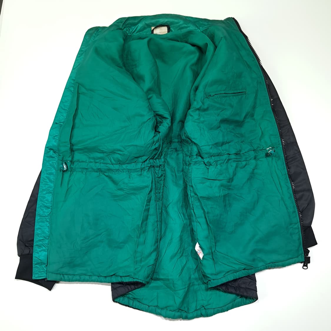 CL398 L 아디다스 90s 나일론 헥사곤퀼팅 블랙 자켓 아우터 상품이미지4