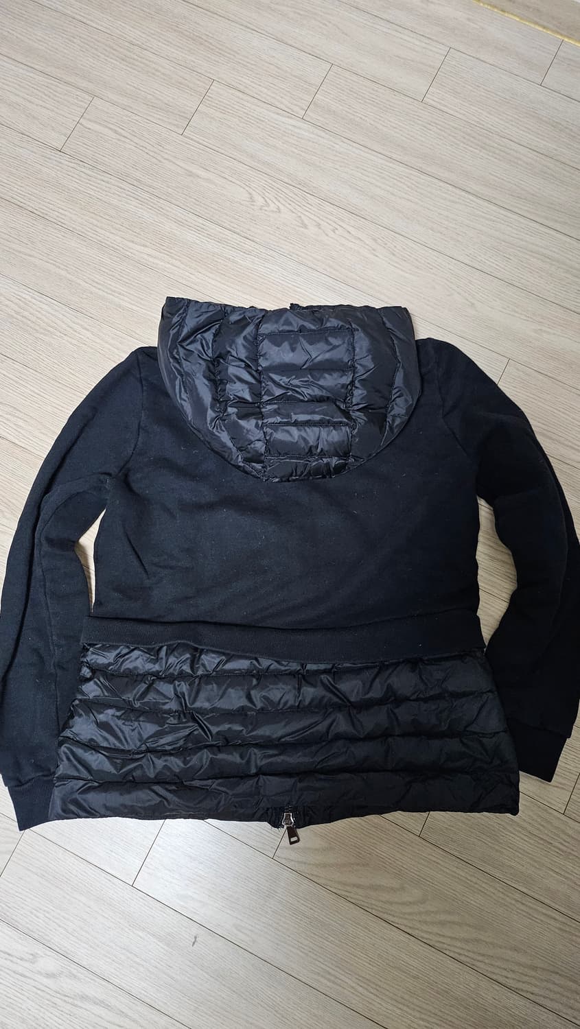 몽클레어 여성 다운충전 후드집업 자켓 L 상품이미지2