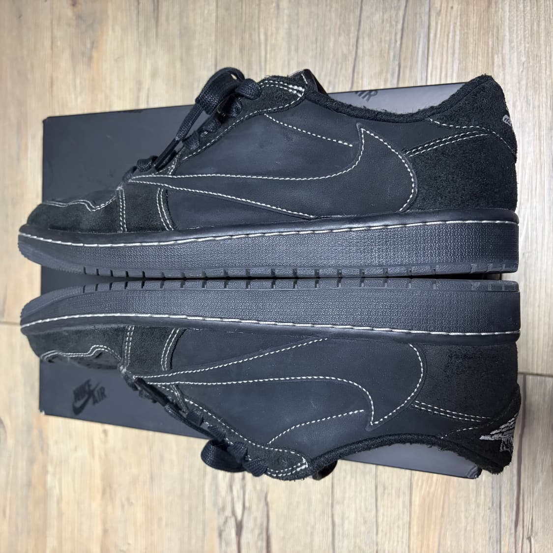 조던 1 로우 트레비스 스캇 블랙 펜텀 280 상품이미지6