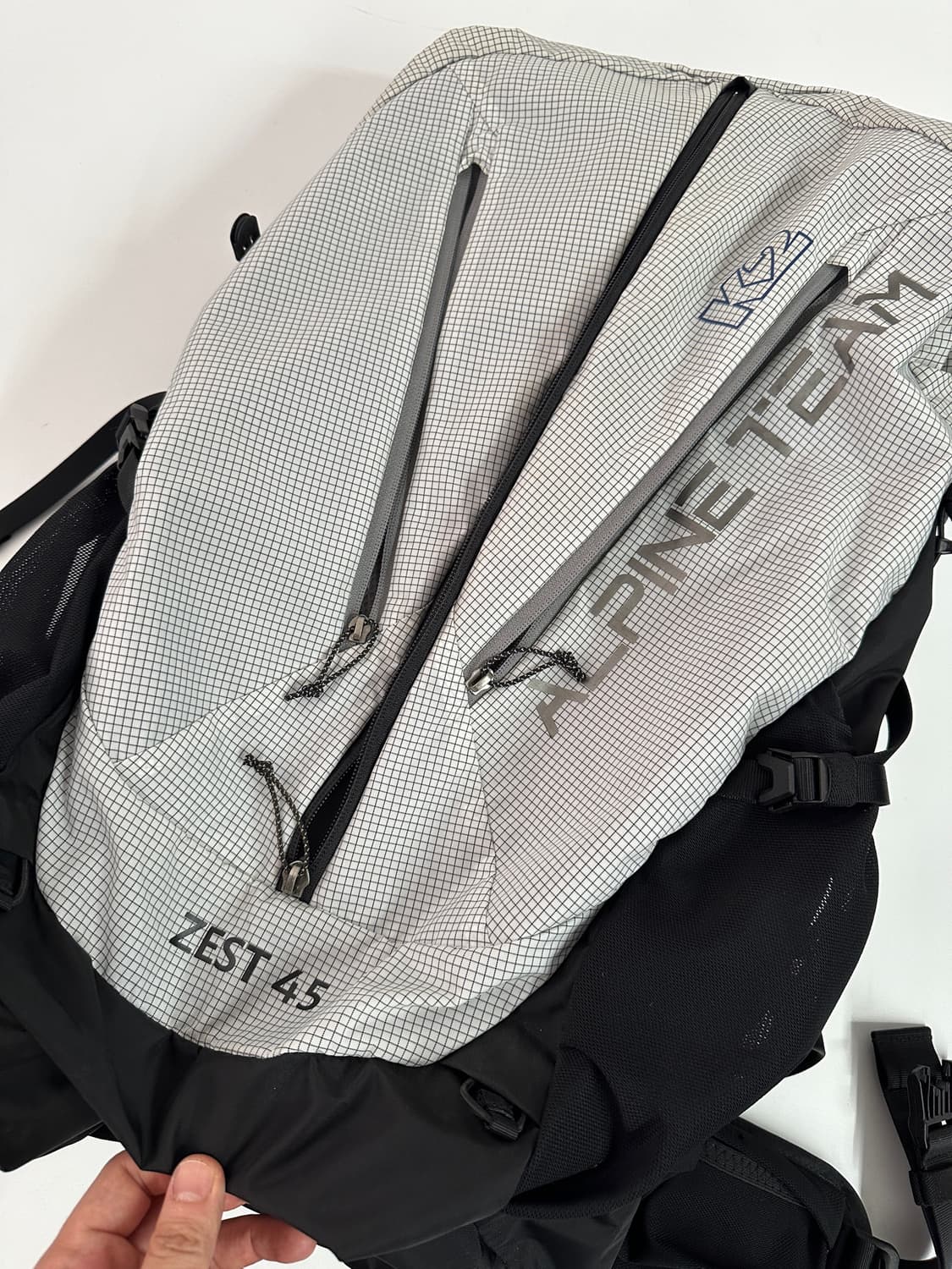 K2 알파인팀 zest 45 화이트백팩 상품이미지3
