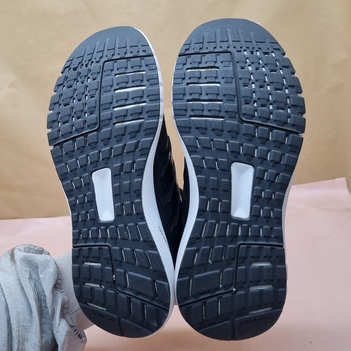 아디다스 듀라모8  런닝화 225 상품이미지3