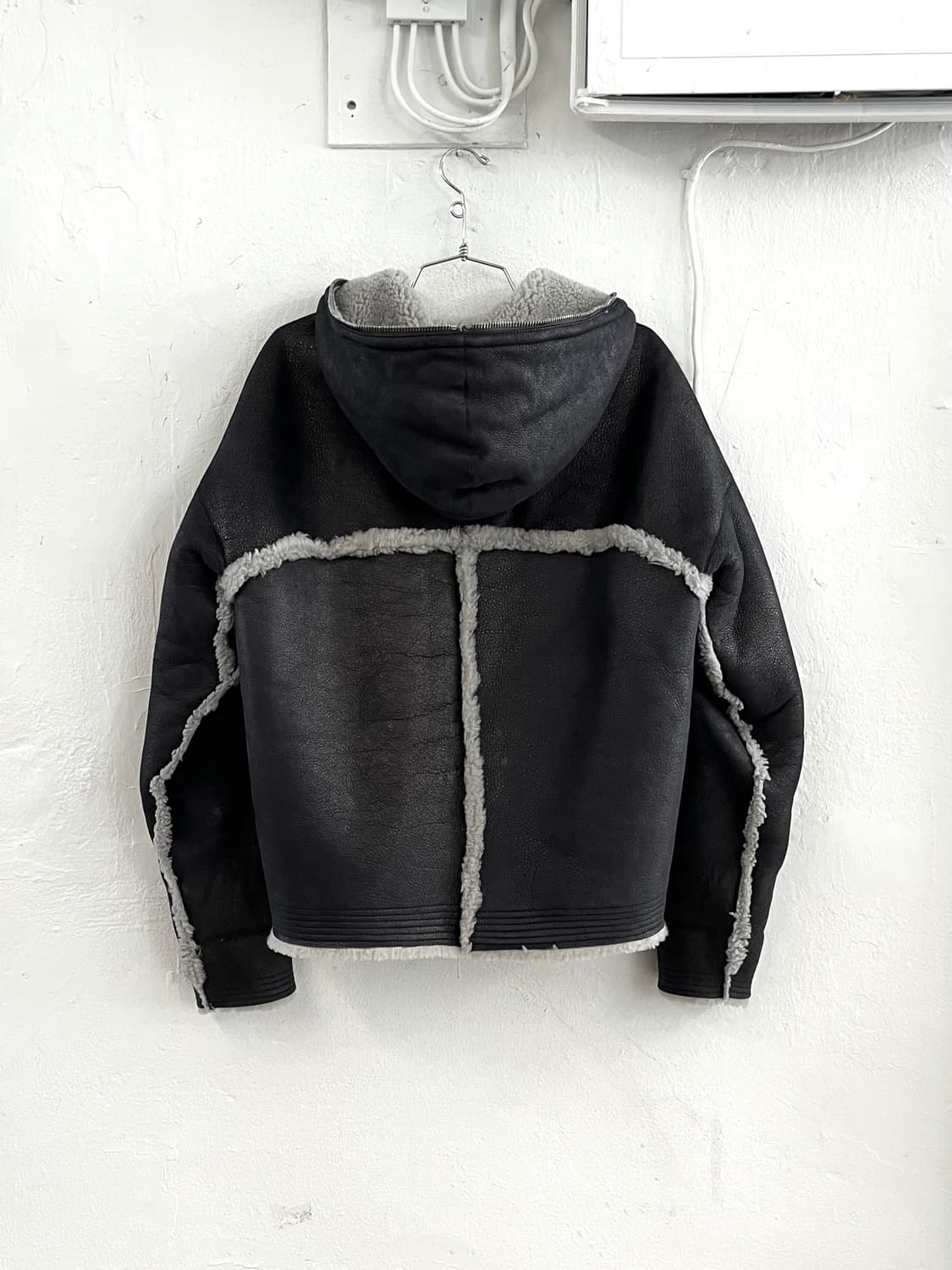 릭오웬스 2022FW 램스킨 시어링 레더 김프 후드 무스탕 자켓 상품이미지10