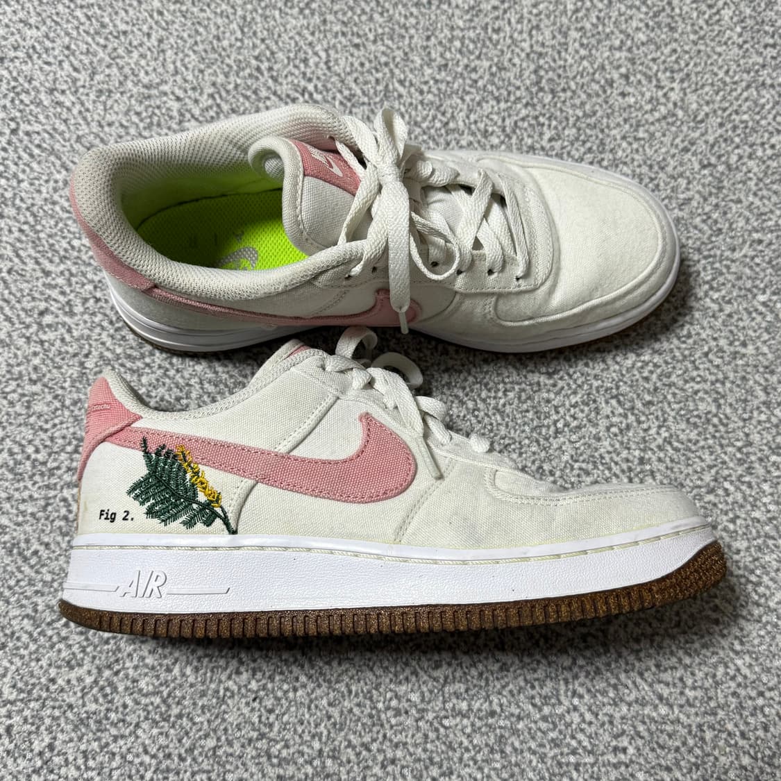 [정가 30만원] 나이키 에어포스 카테큐 240 상품이미지1