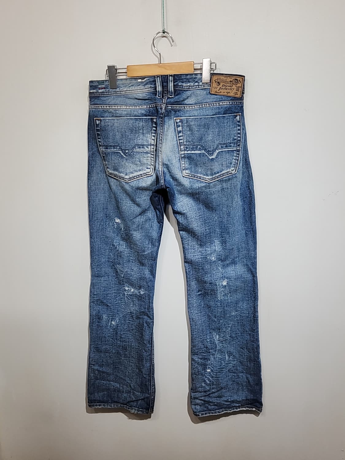 (32) 디젤 자티니 청바지 연청 부츠컷 데님팬츠 이태리판  상품이미지7