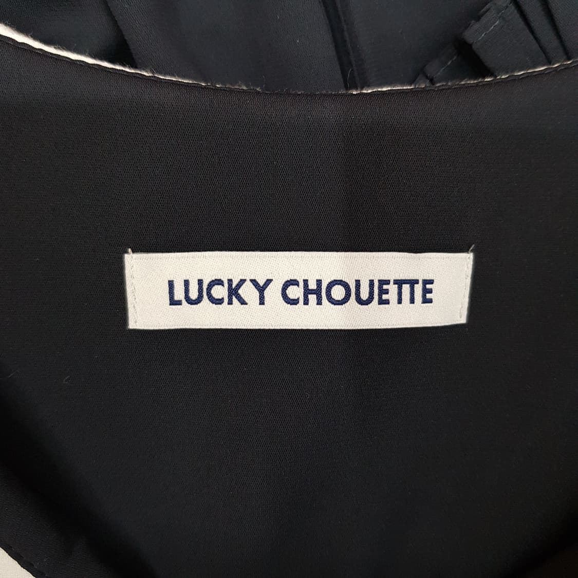 럭키슈에뜨 2023 세일러 카라 리본 플리츠 원피스 36사이즈 상품이미지7