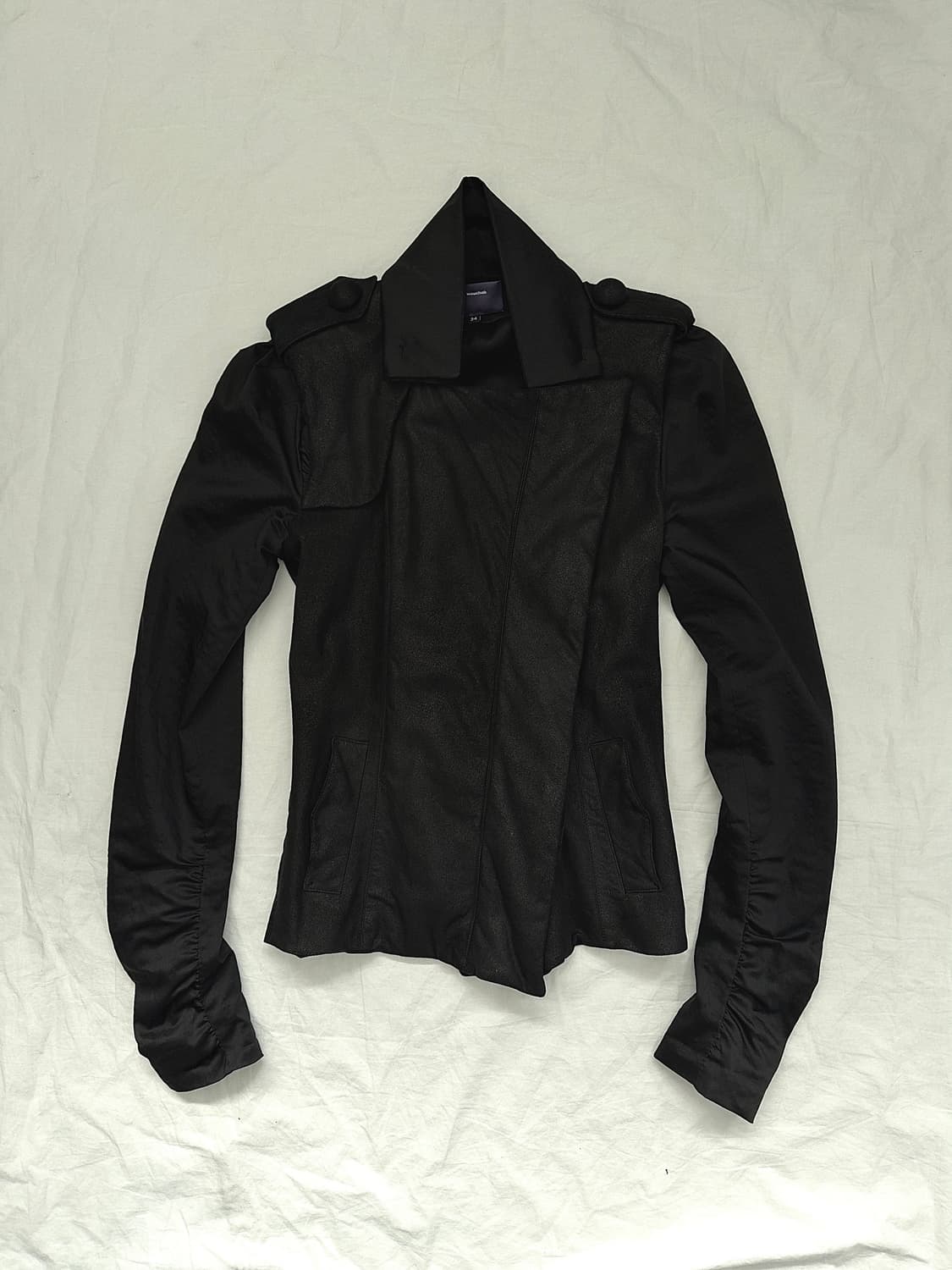 샤론 워숍 사선버튼 셔링슬리브 레더 펜싱자켓 상품이미지3