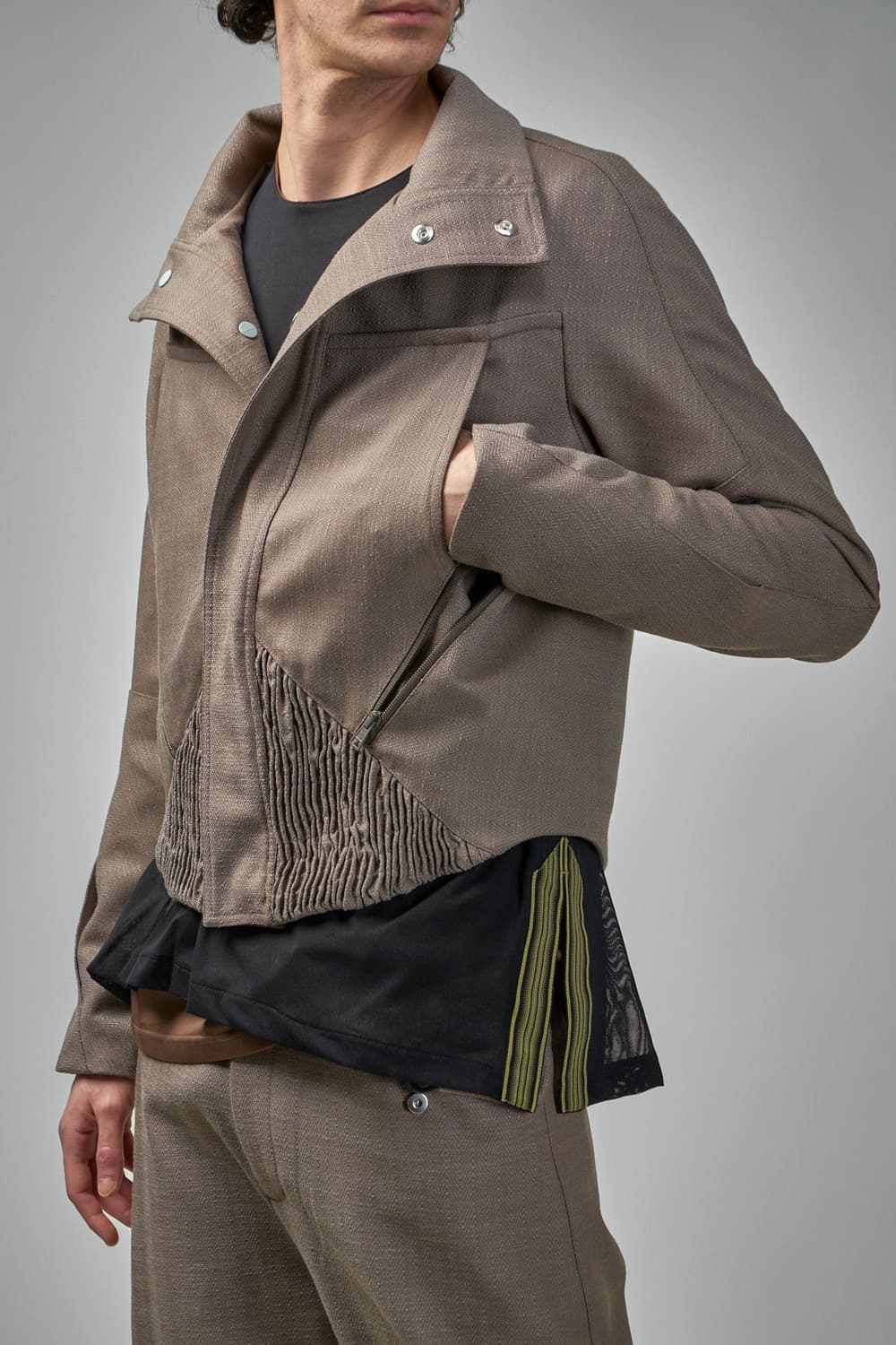 키코 코스타디노브 25SS 자파 크롭 자켓 브라운 상품이미지2