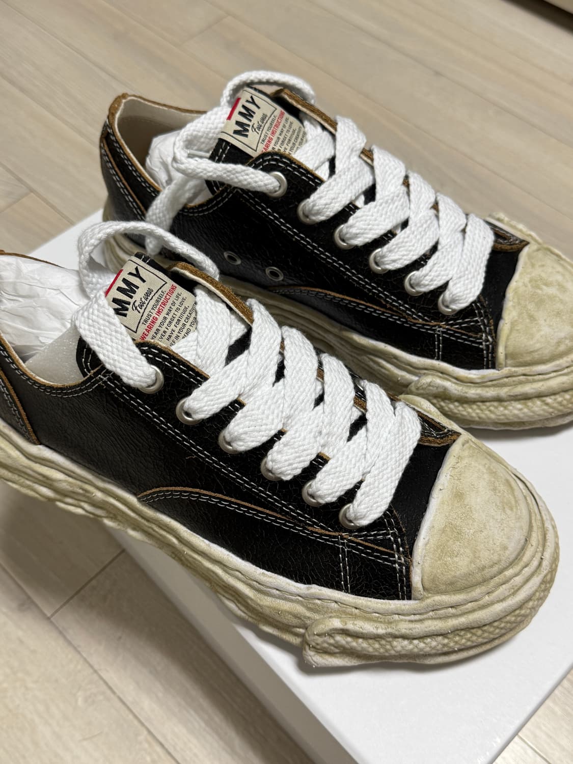 메종 미하라 야스히로 피터슨23 크랙킹 레더 39판매 상품이미지2