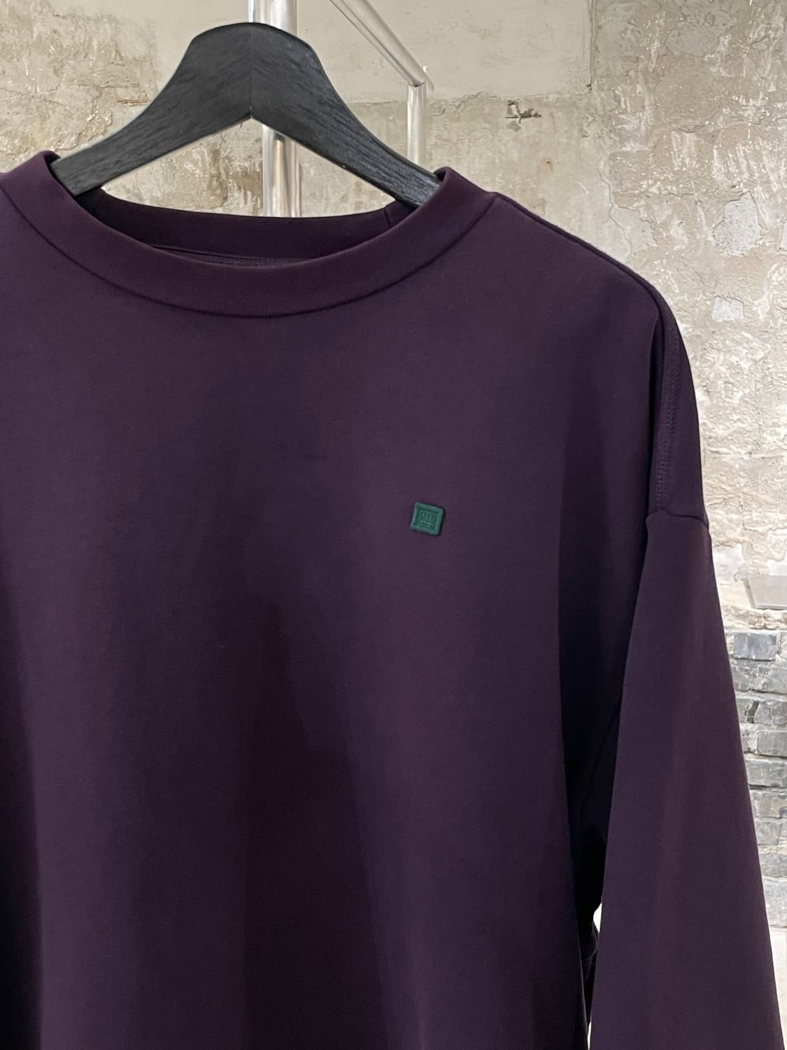 아크네 스튜디오 퍼플 피아 크루넥 스웻 셔츠 상품이미지3