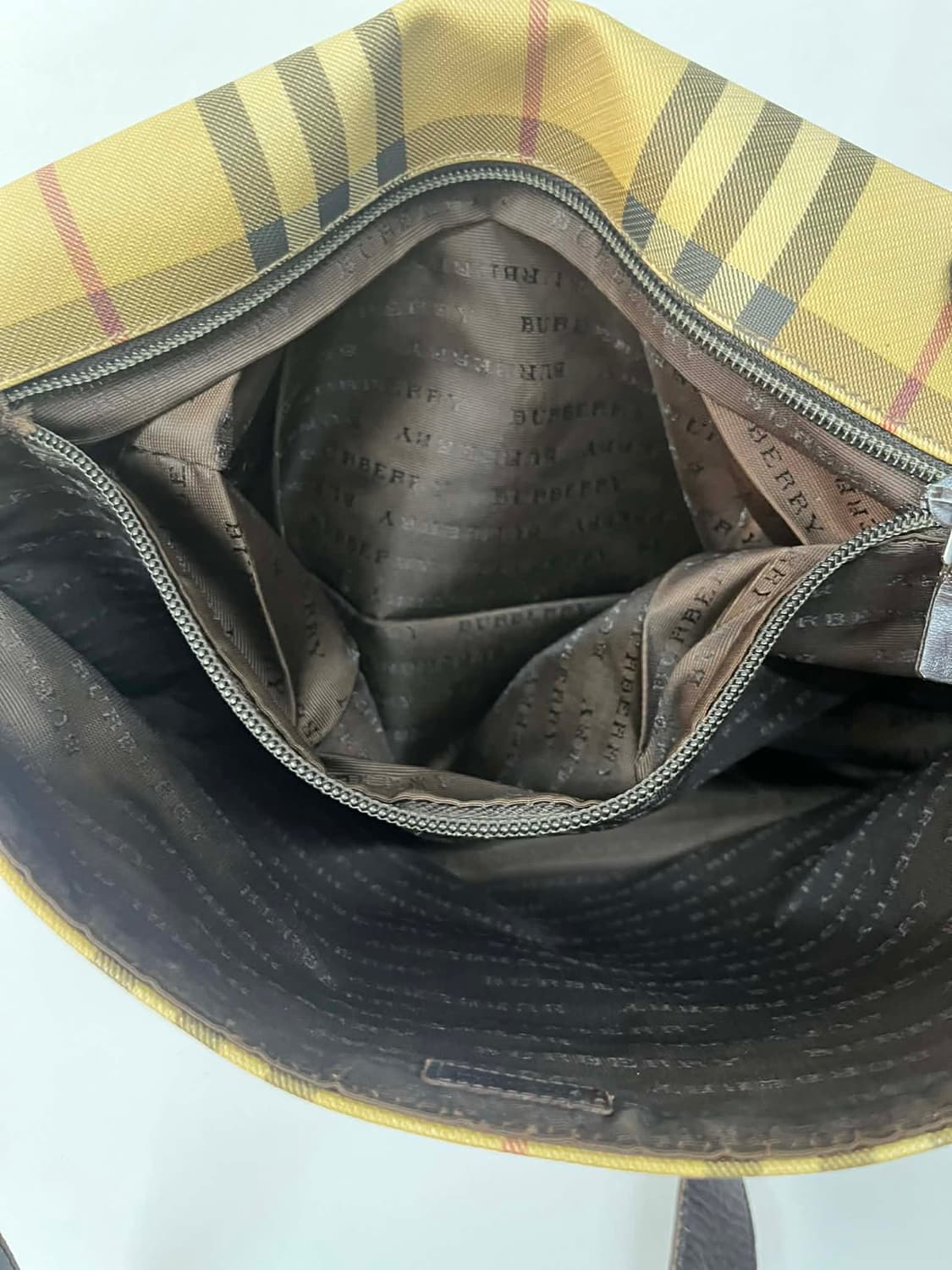 버버리 노바체크 플랩 메신저 크로스 숄더백 상품이미지6