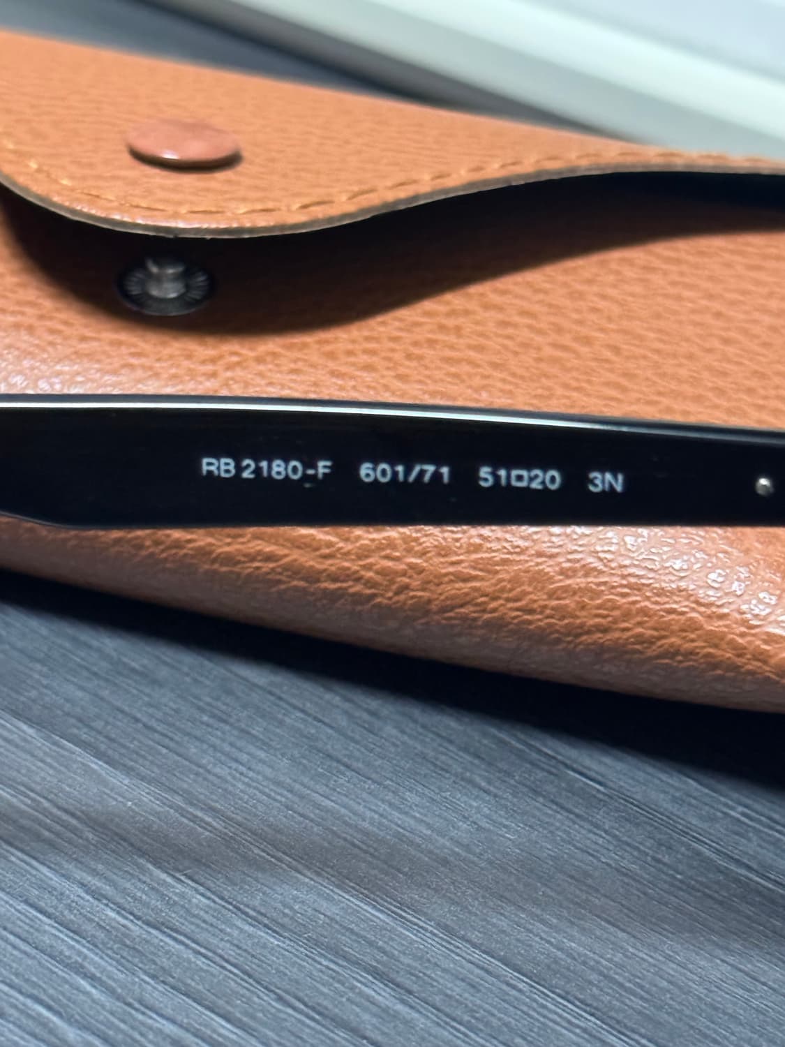 레이밴 (Ray-Ban) RB2180 판매해요 상품이미지2