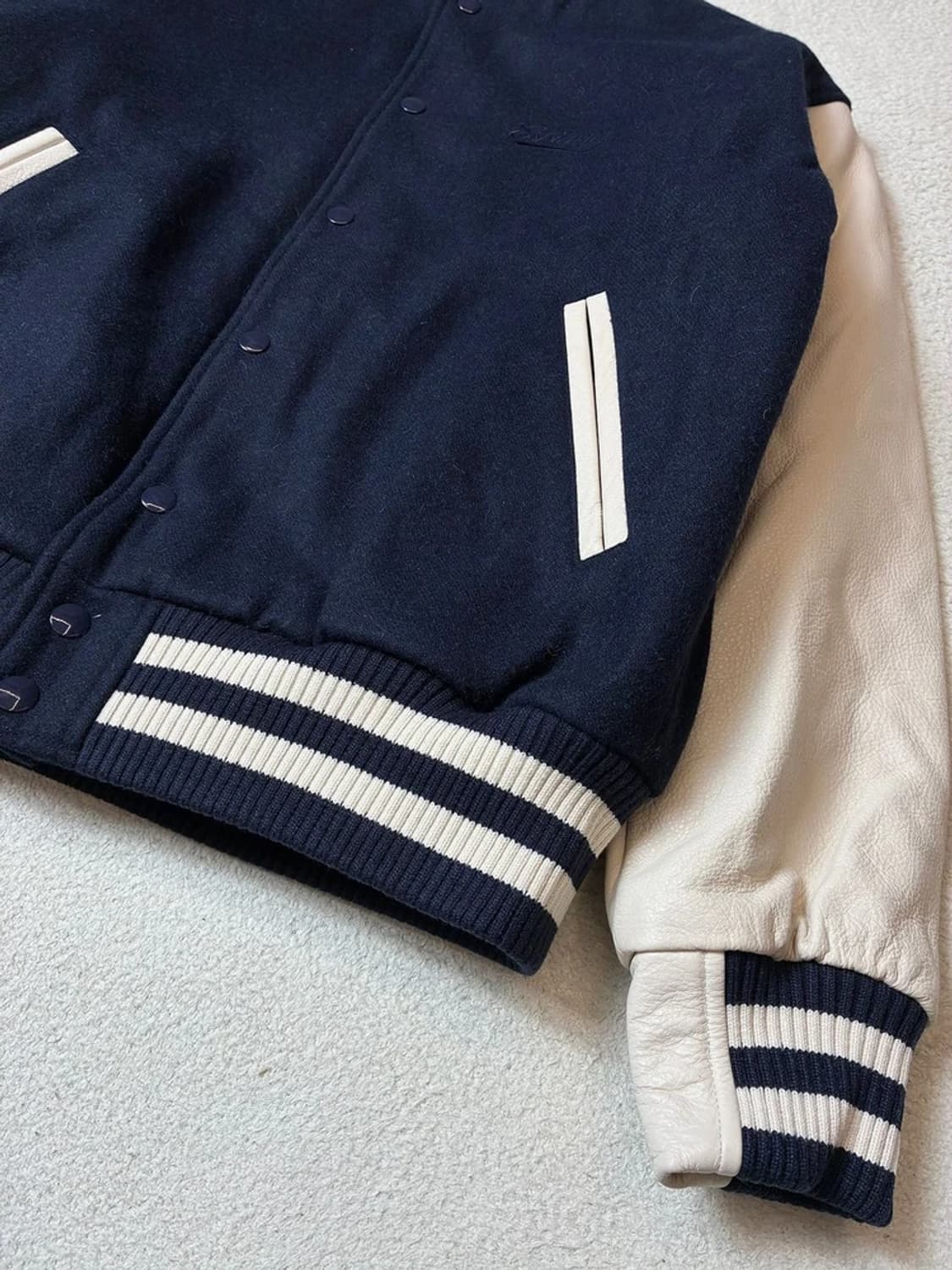 에스피오나지 AW 스탠다드 소가죽 배색 바시티 자켓 PN7933 상품이미지5