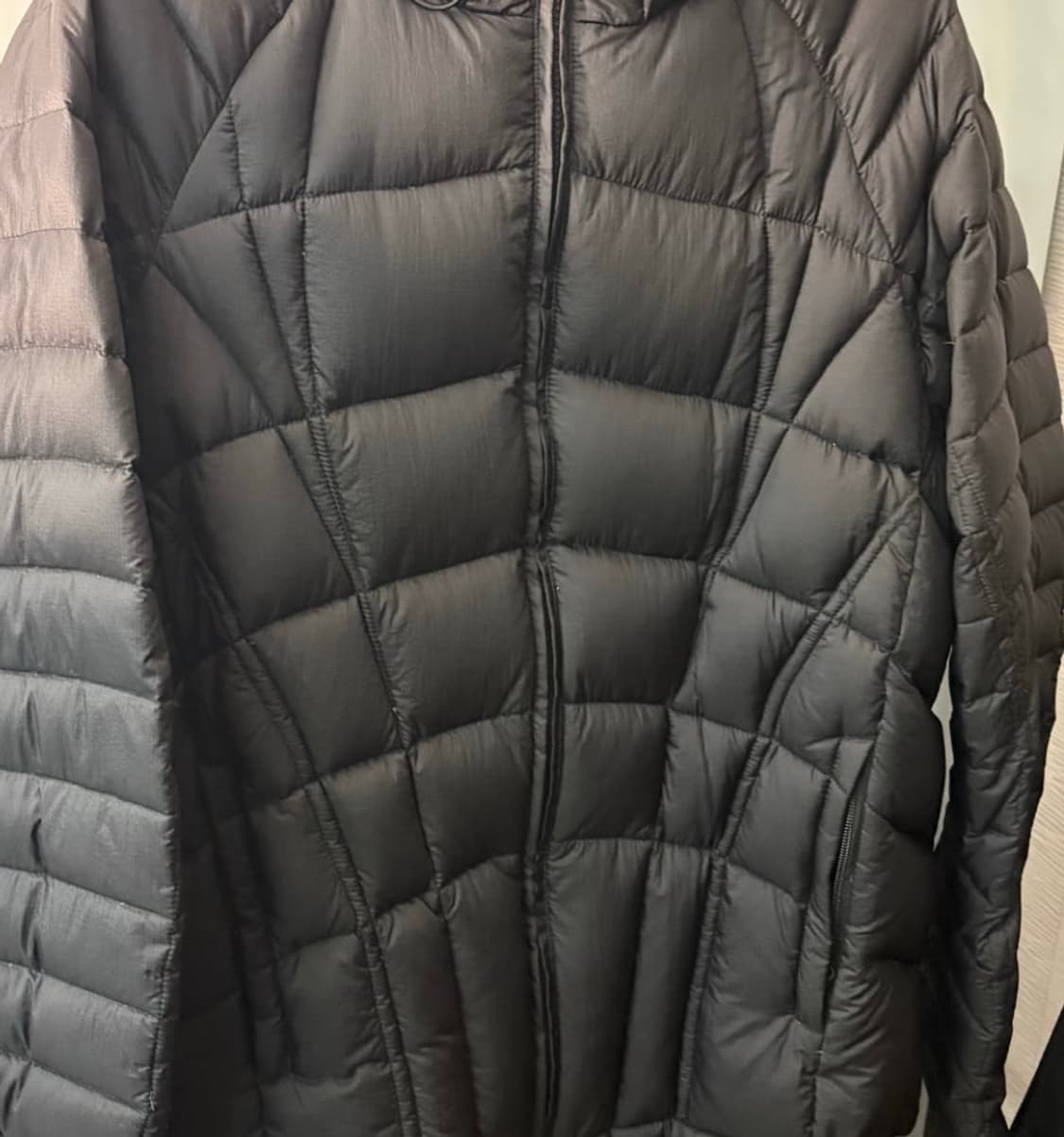 더콜디스트모먼트 패딩 m 상품이미지3