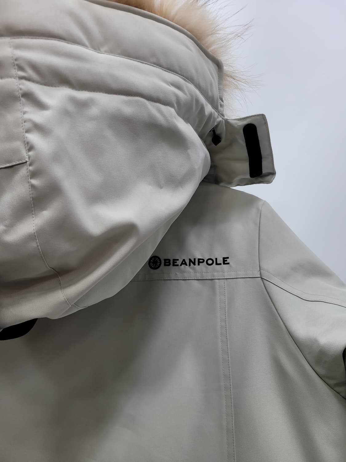 BEANPOLE 빈폴 고어텍스 구스 다운 패딩 / 여 85
 상품이미지5