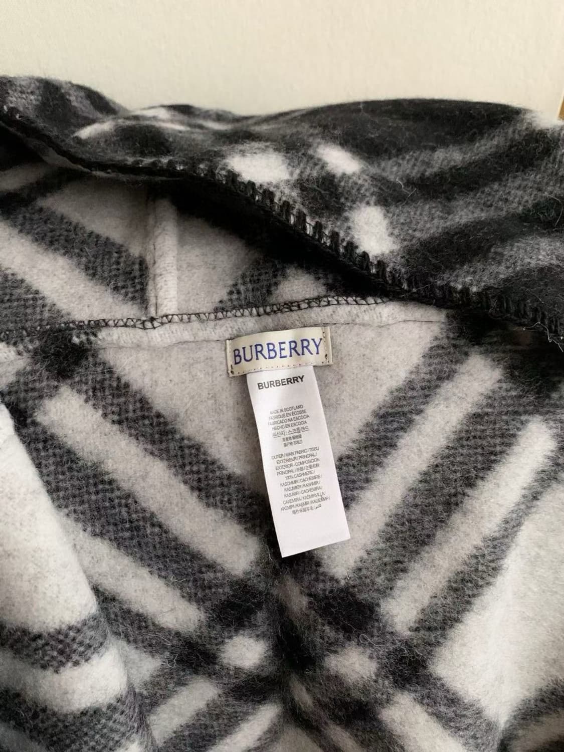 버버리숙녀 리버서블 스카프100% 램스울
 상품이미지5