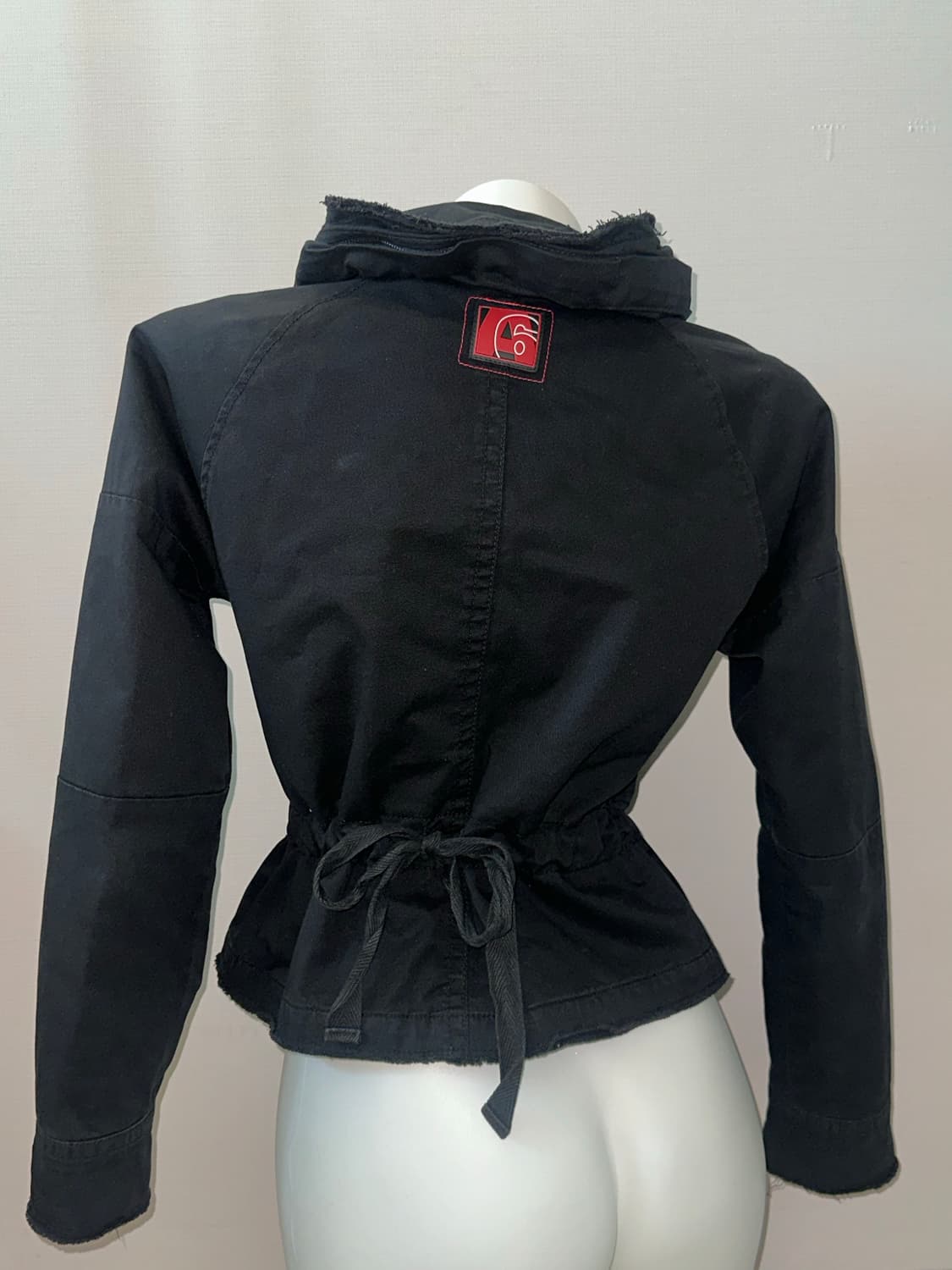 빈티지 크롭 슬림핏 아일렛 자켓 상품이미지3