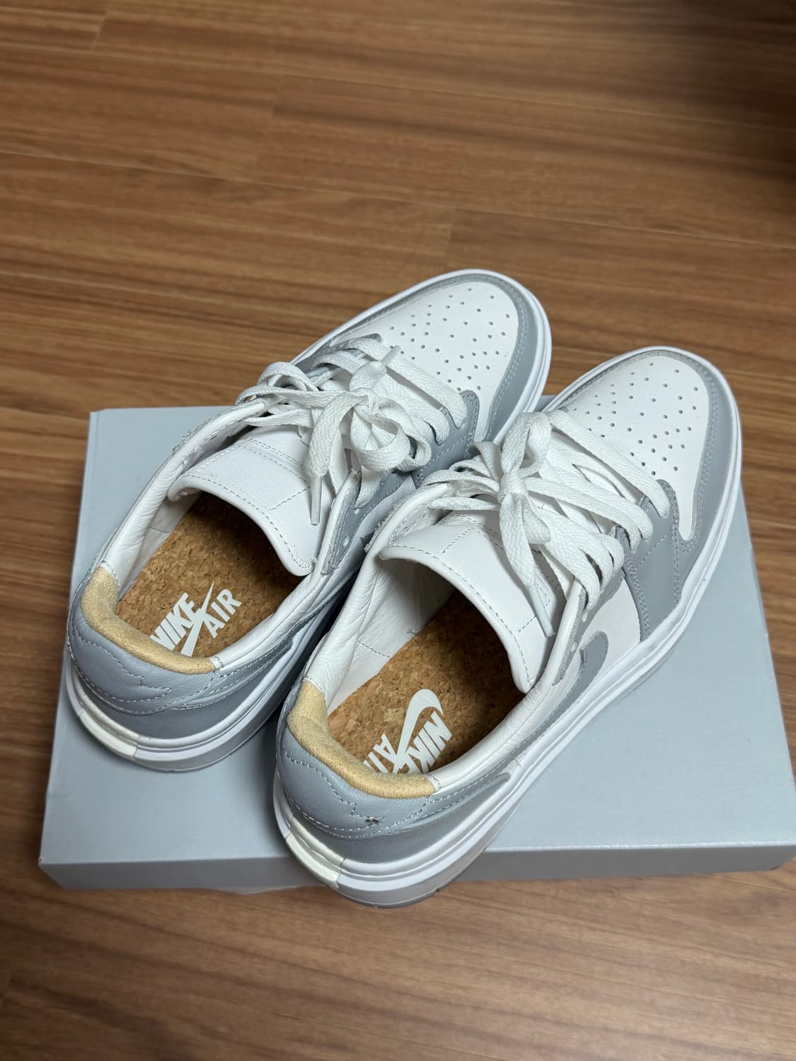 나이키(W) 조던 1 엘리베이트 로우 화이트 앤 울프 그레이 상품이미지2