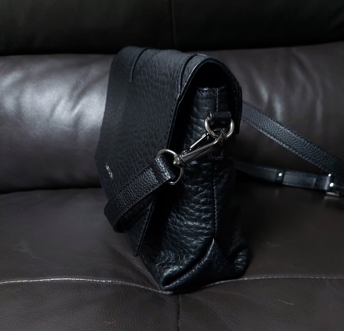 러브캣 바지크 숄더백 크로스백 

 상품이미지2