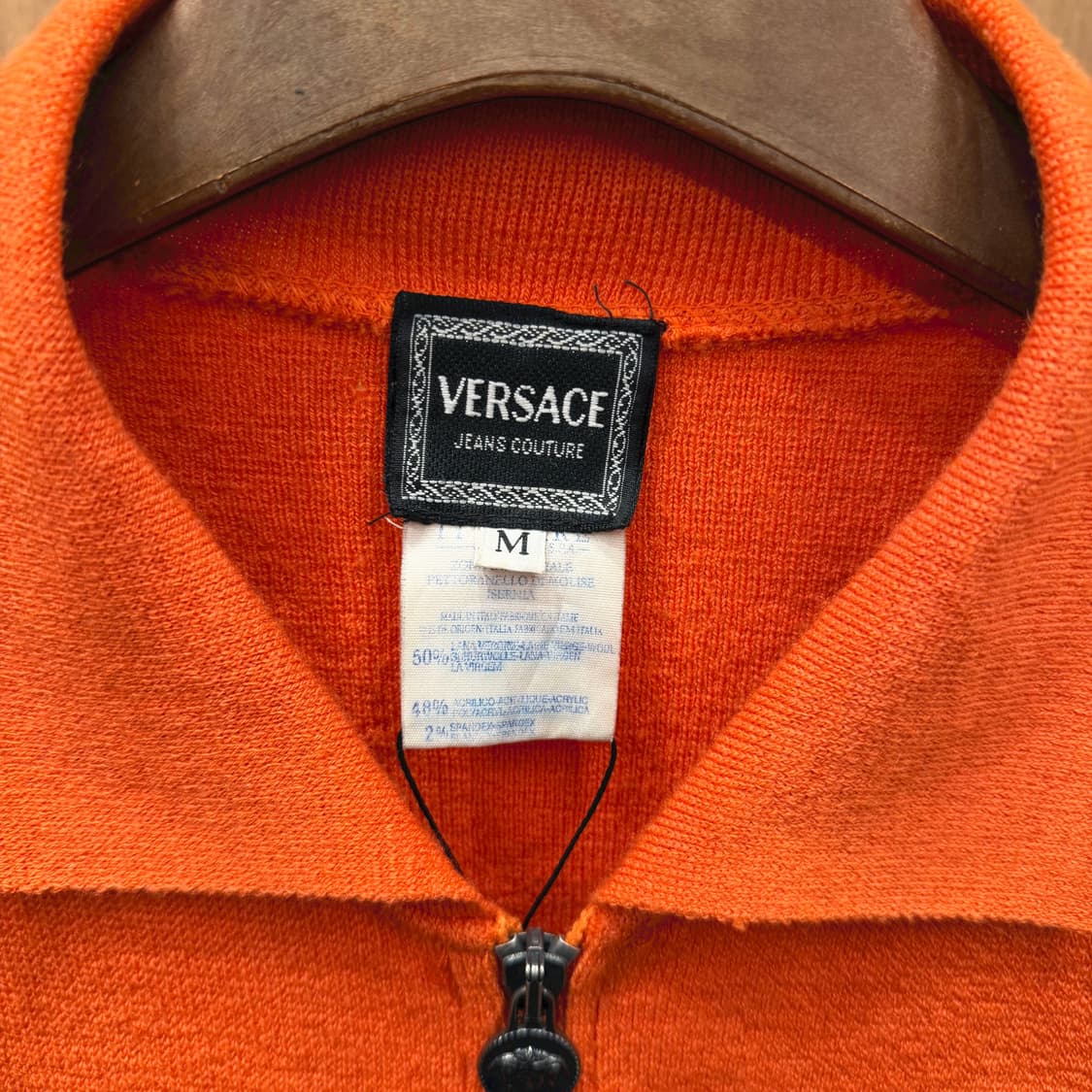 베르사체 니트 집업 가디건 지퍼 포켓 로고 탭 디테일 레귤러핏 오렌지 상품이미지7