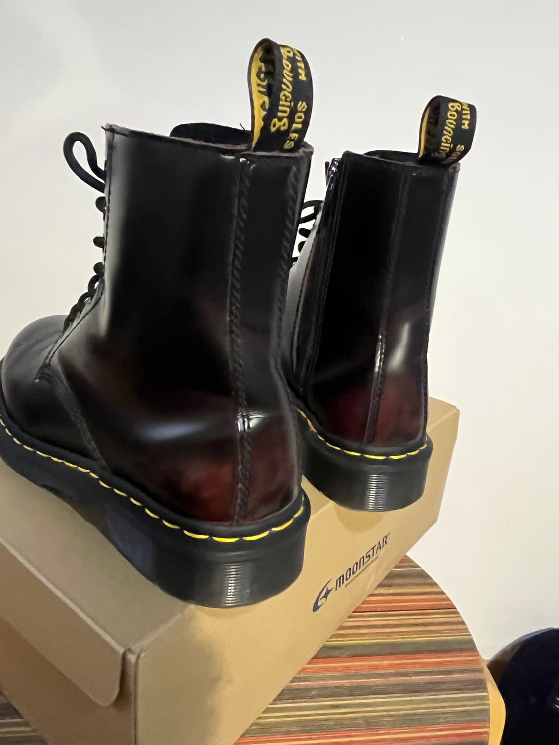 닥터마틴 1460 파스칼 지퍼 체리레드 250 상품이미지4