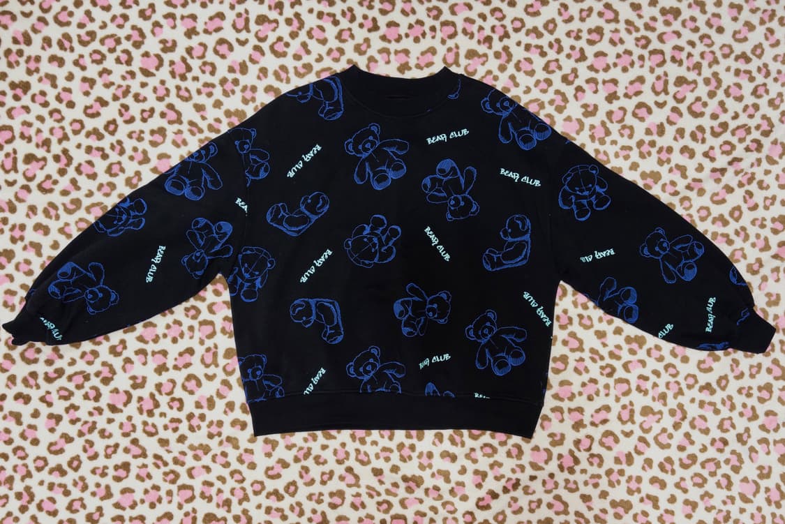 BEAR SWEATSHIRT 상품이미지1