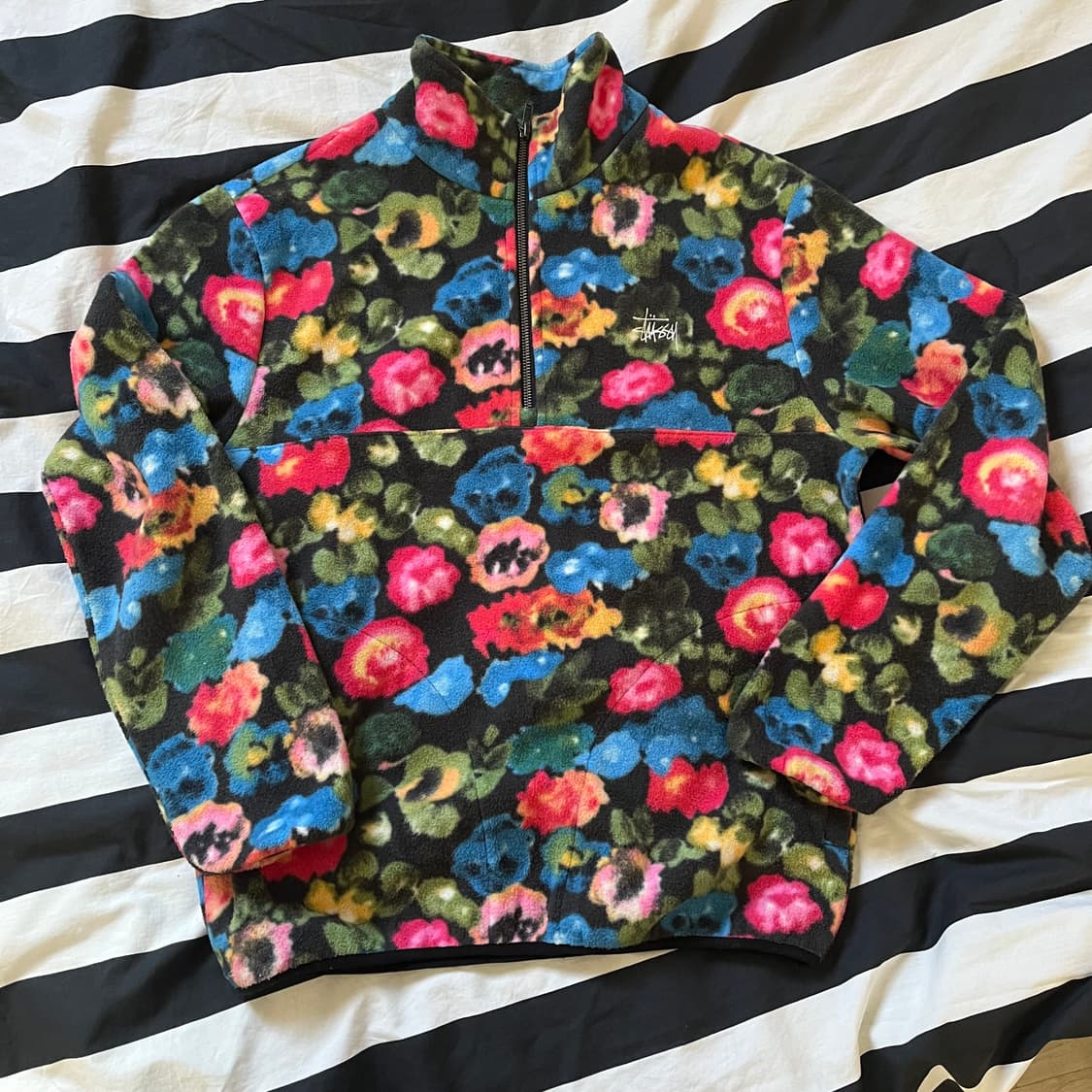 스투시 플로럴 반집업 후리스 S 상품이미지1