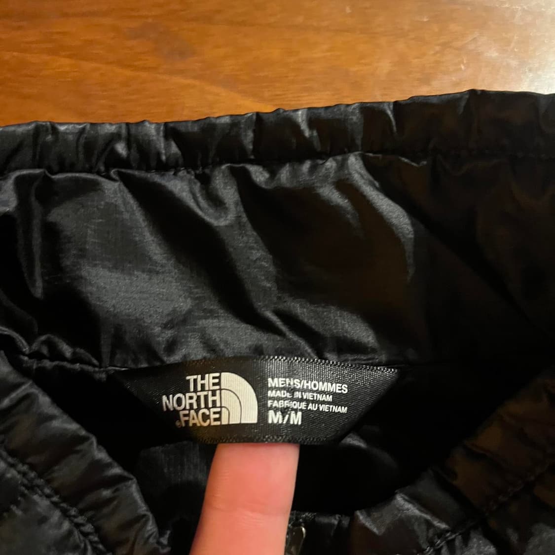 노스페이스 눕시 패딩 700 블랙 상품이미지5