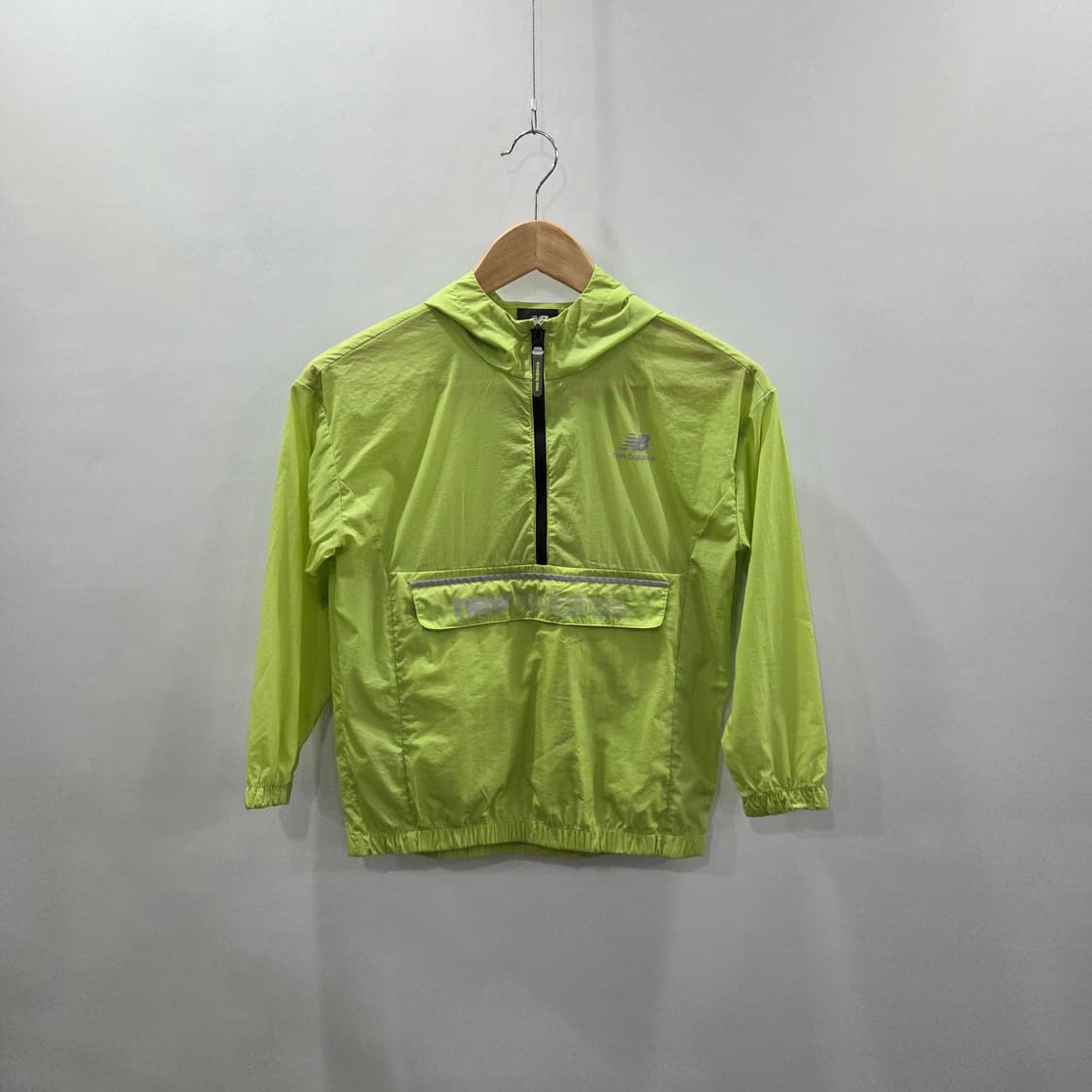 뉴발란스 키즈 아노락 130 상품이미지1