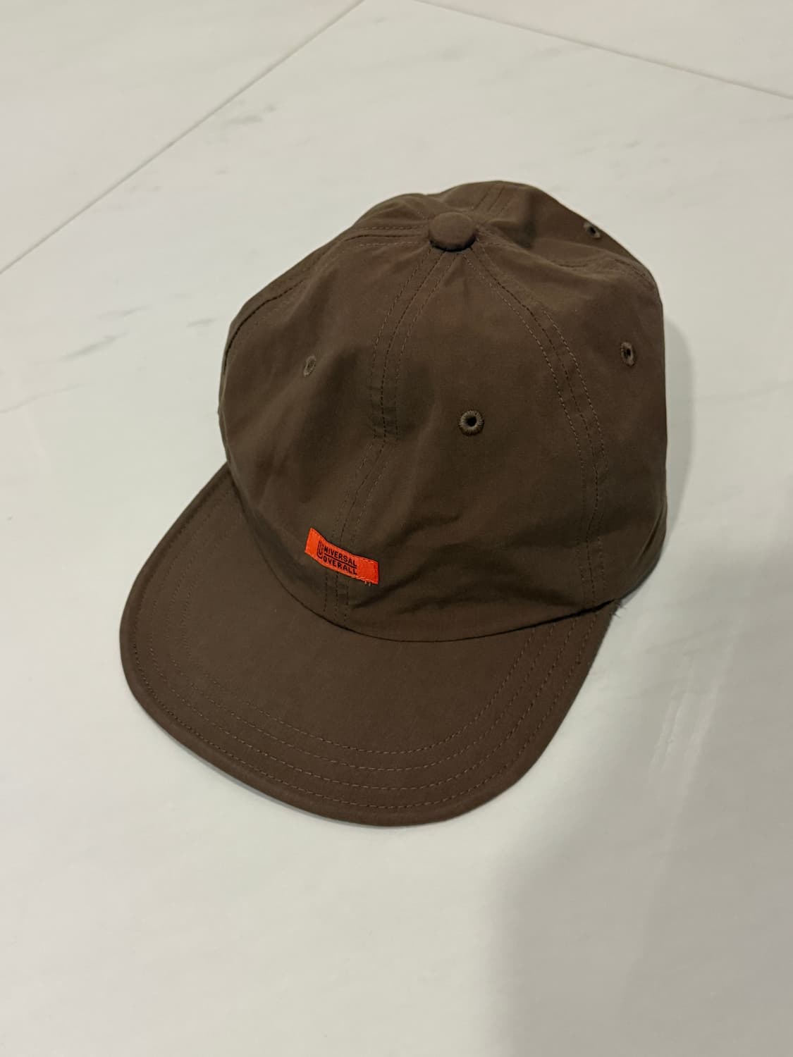 유니버셜 오버올 브라운 컬러 나일론 캡 상품이미지1