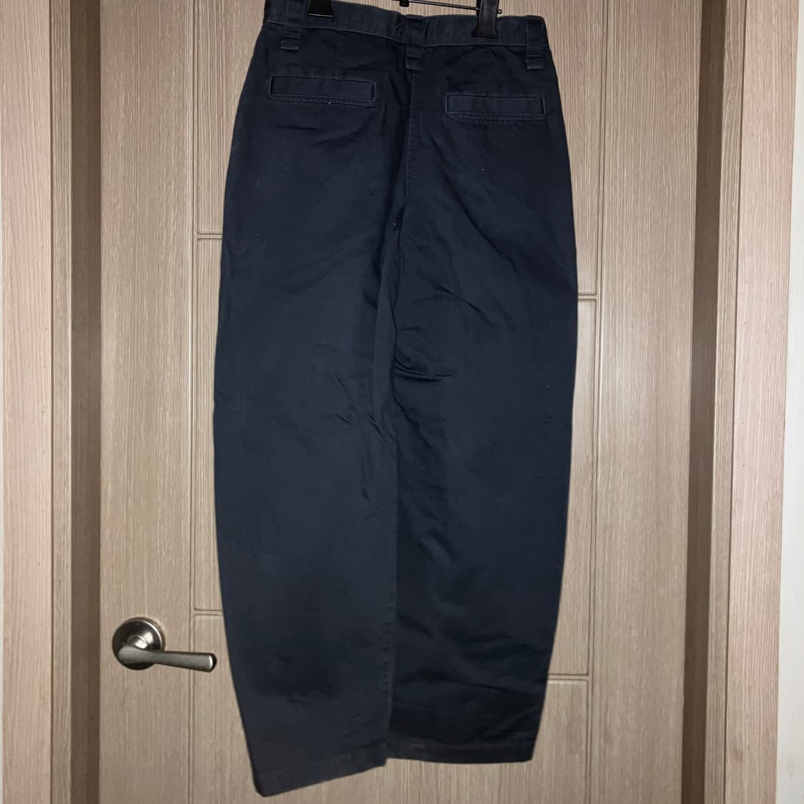 유니클로 와이드핏 치노팬츠 상품이미지2