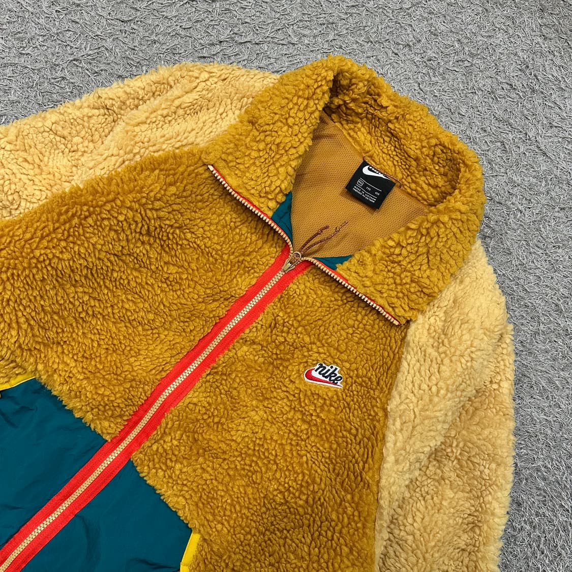 [100-105] 나이키 양털후리스 상품이미지1