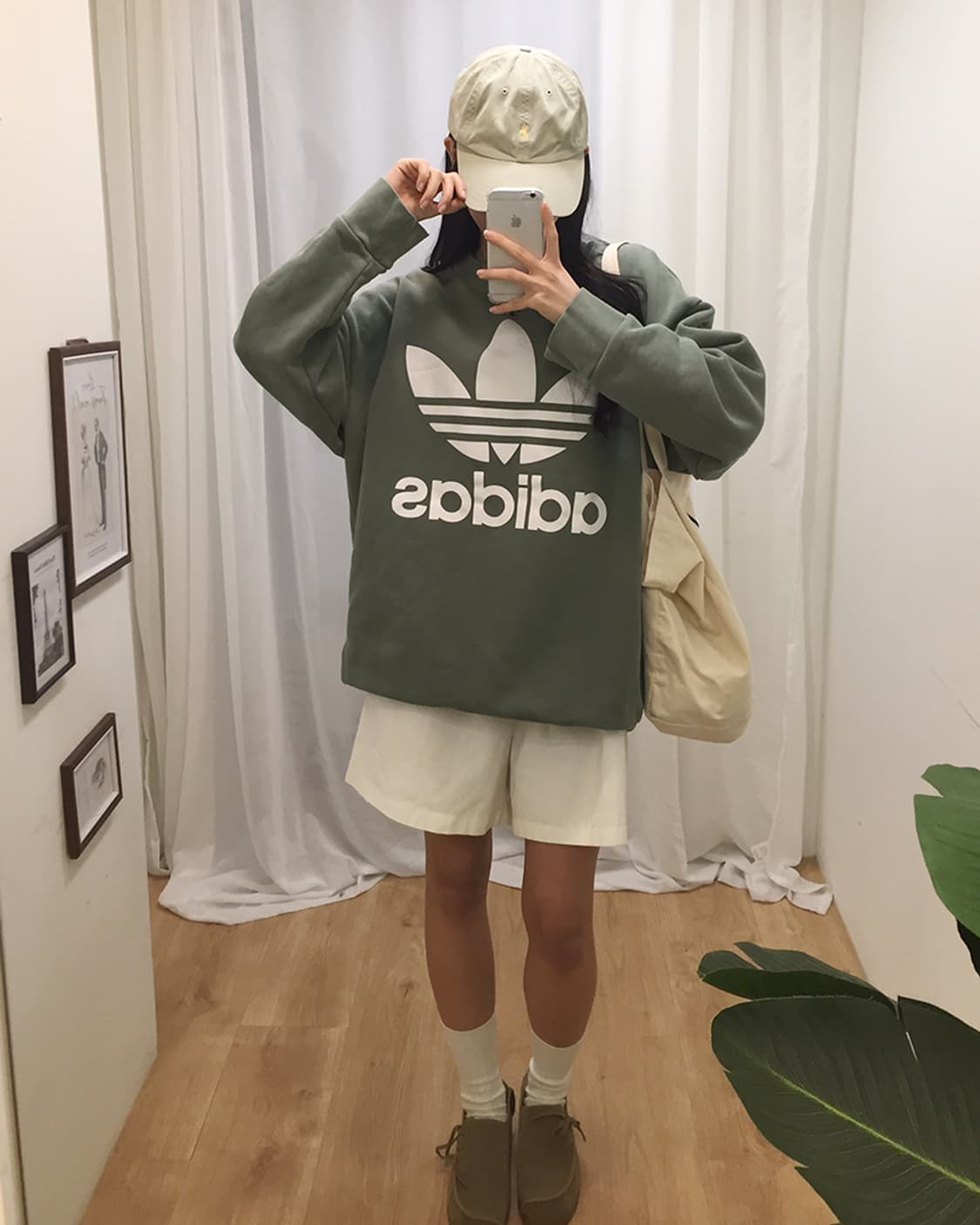 Unisex Adidas Sweatshirt 110 상품이미지3