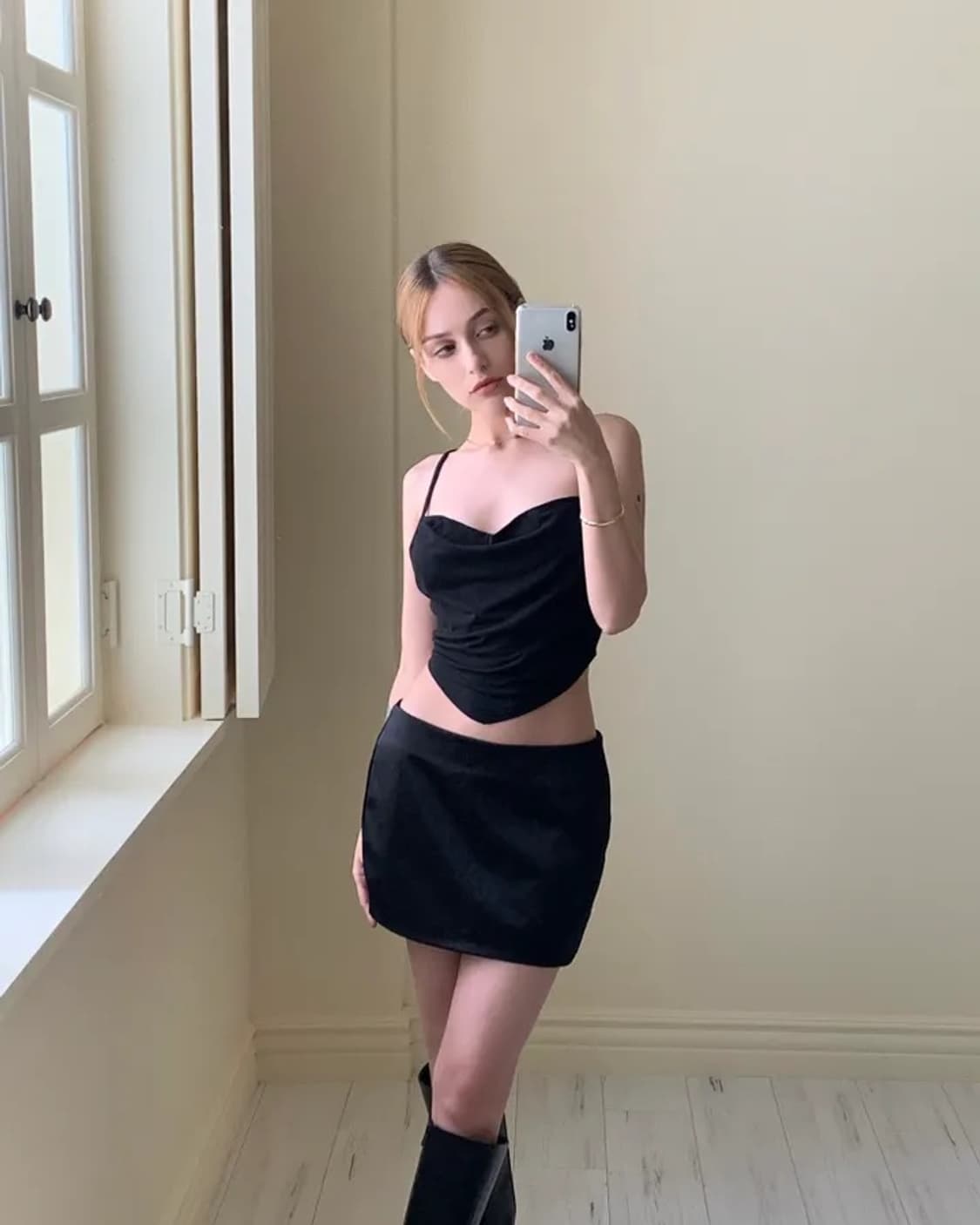 델라인 핀터레스트 감성 로우 웨이스트 고퀄 새틴 스커트 S 새상품 상품이미지1