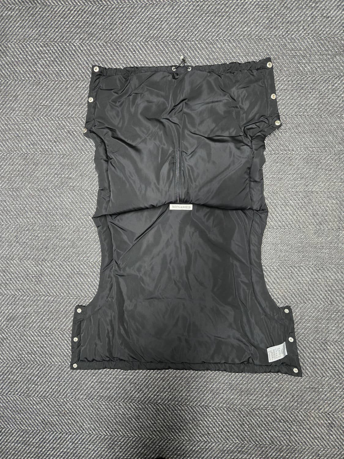 마이네임이즈 mynameis 블랙 반집업 다운패딩 조끼 상품이미지3
