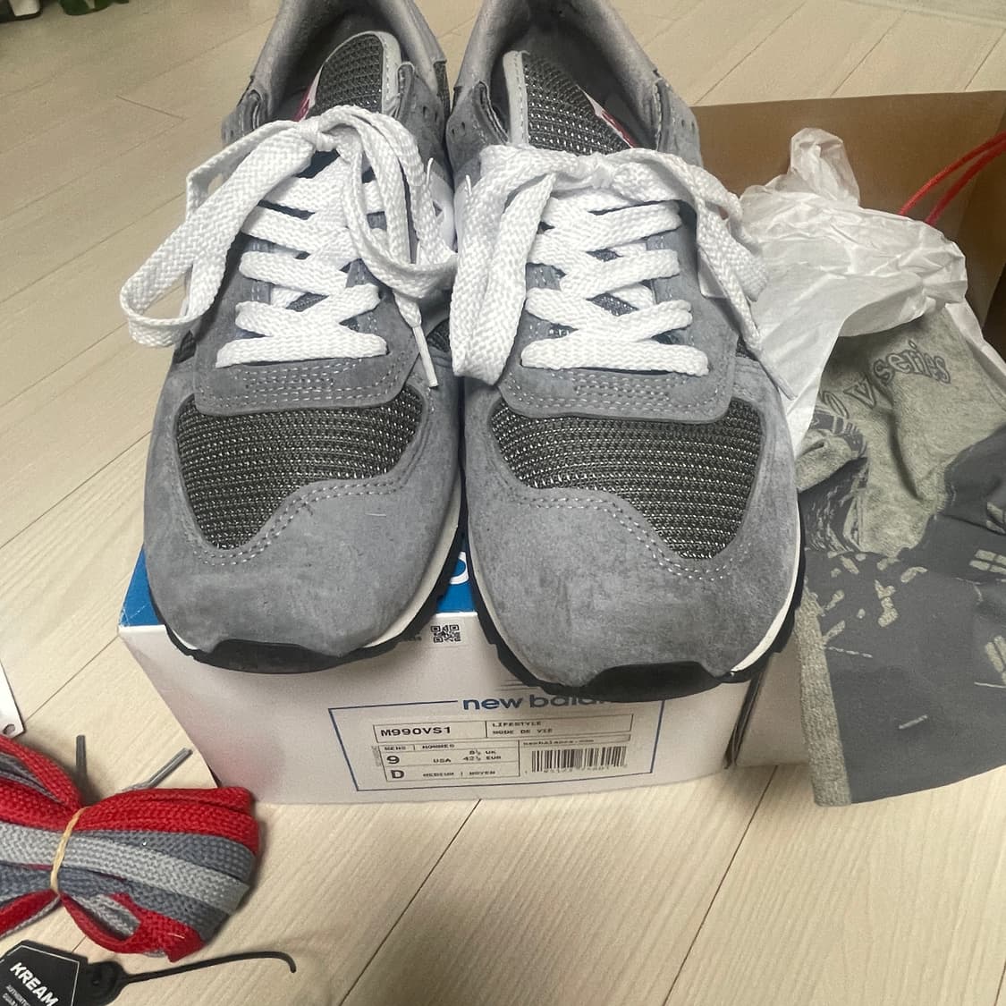 990v1 270 40주년 레드탭 상품이미지2