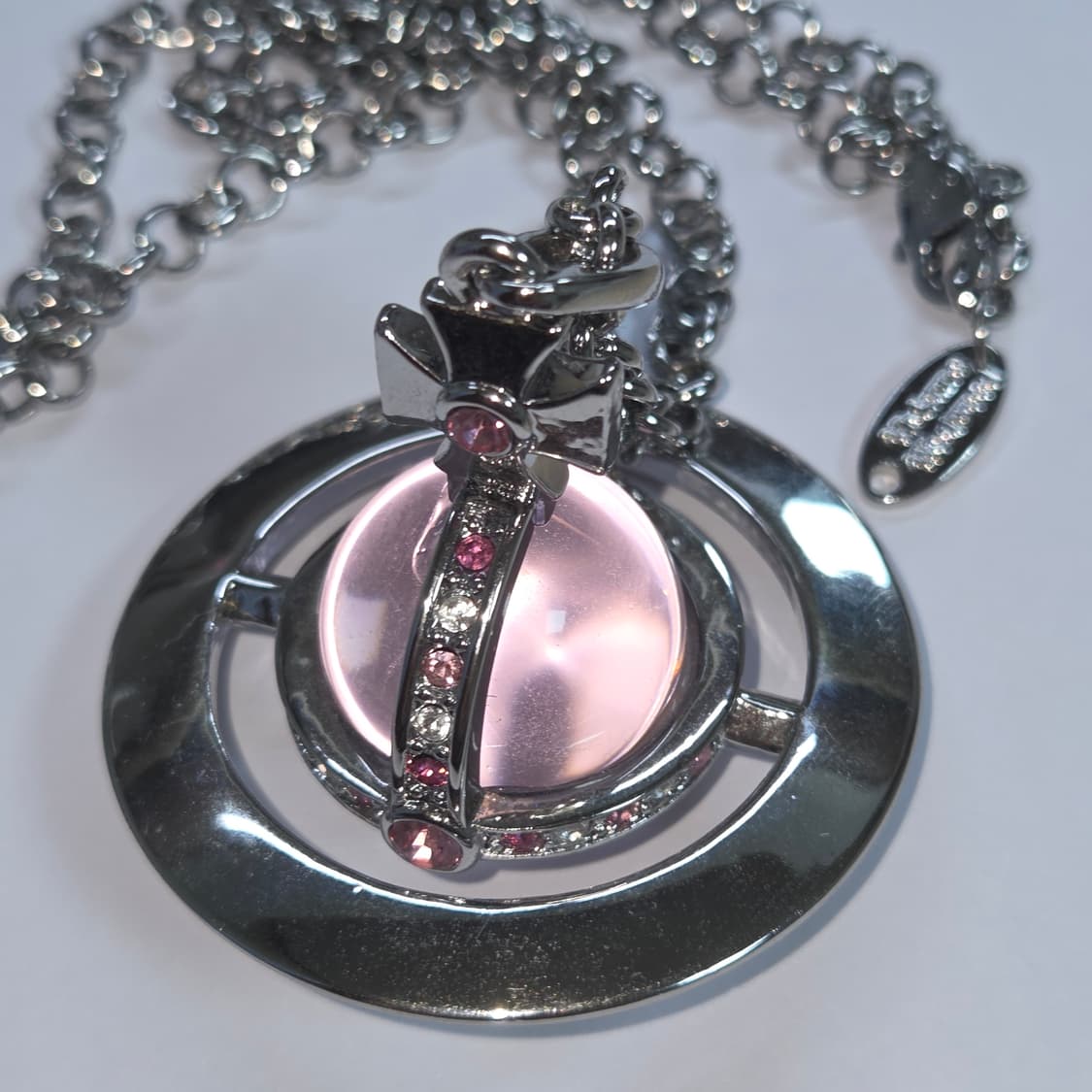 비비안웨스트우드 빅 orb 핑크 목걸이 판매합니다 상품이미지3